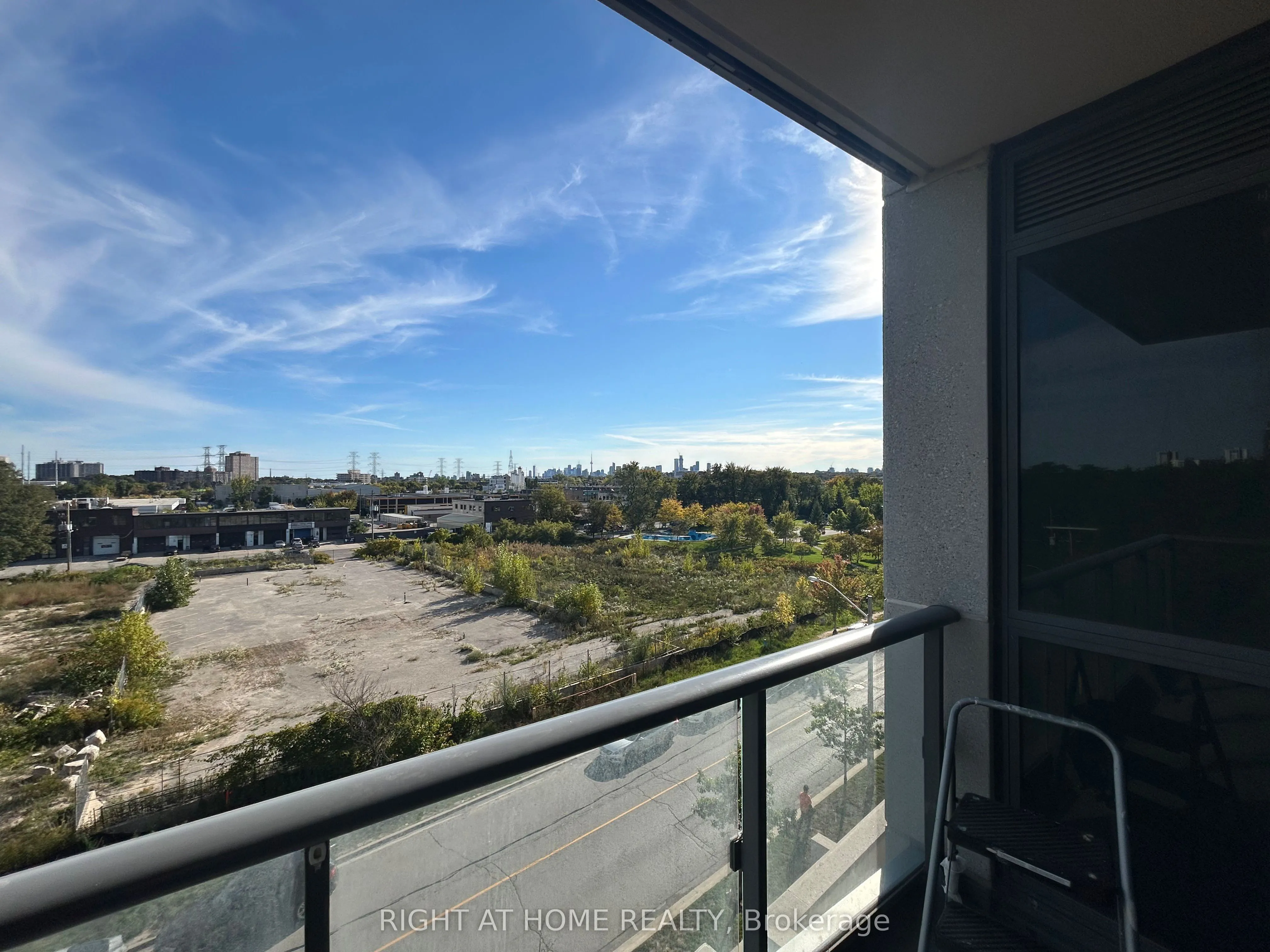 160 Vanderhoof Avenue, #405