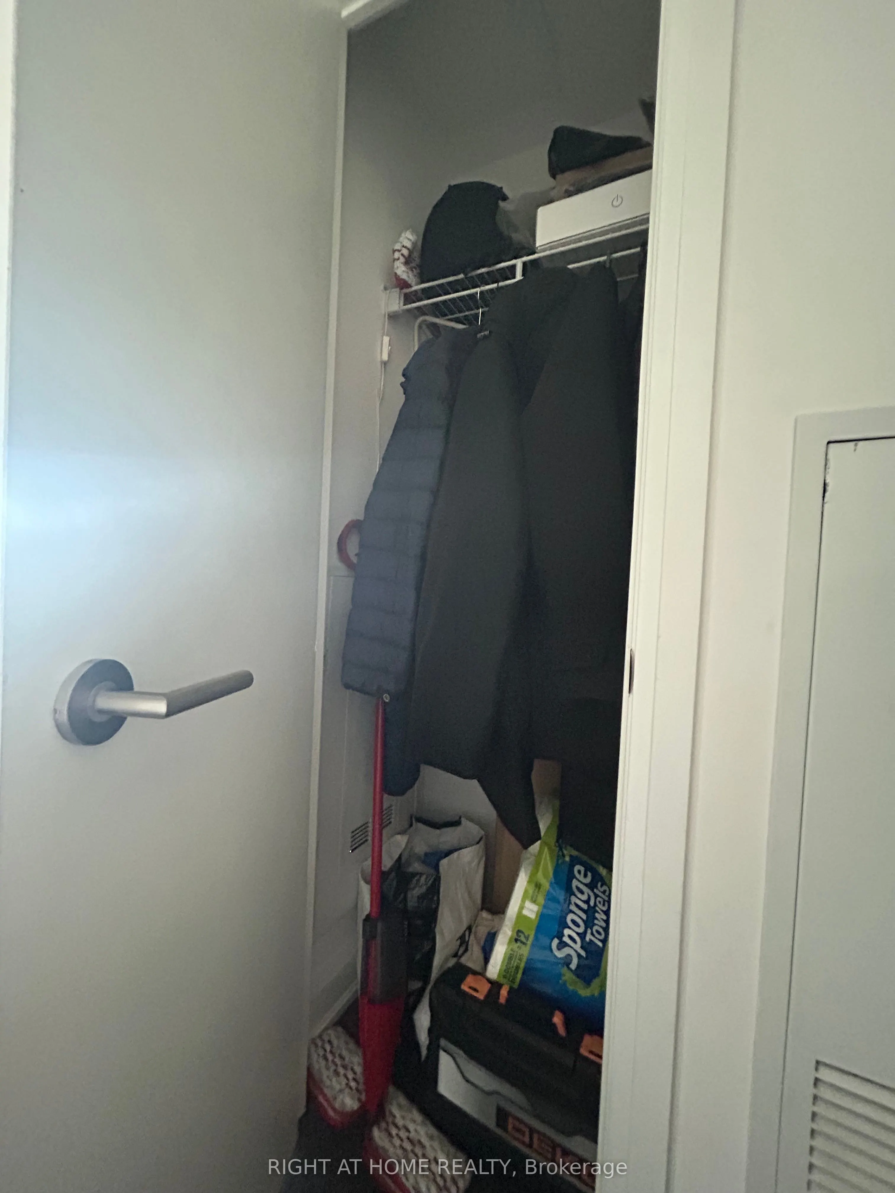 160 Vanderhoof Avenue, #405