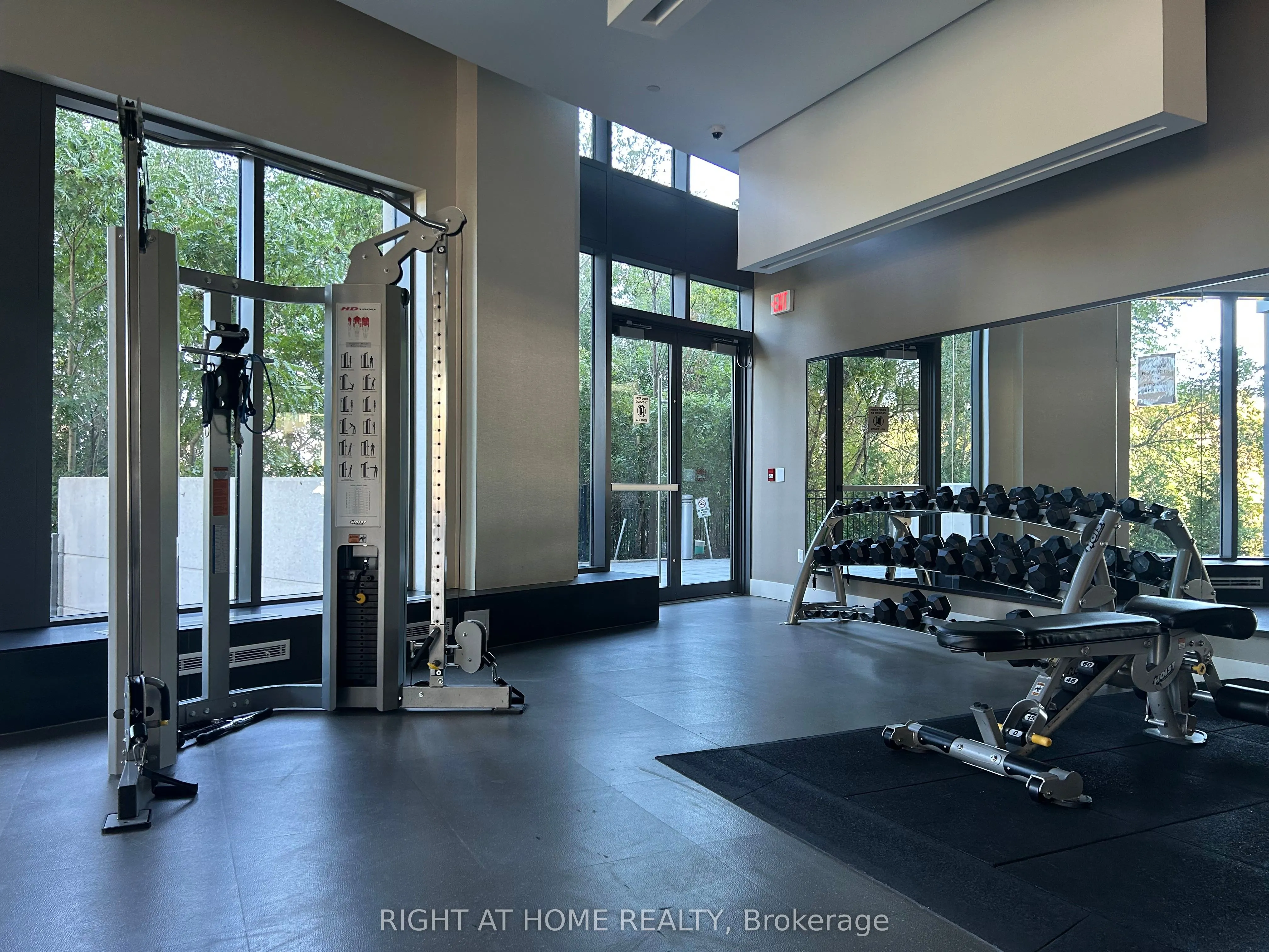 160 Vanderhoof Avenue, #405