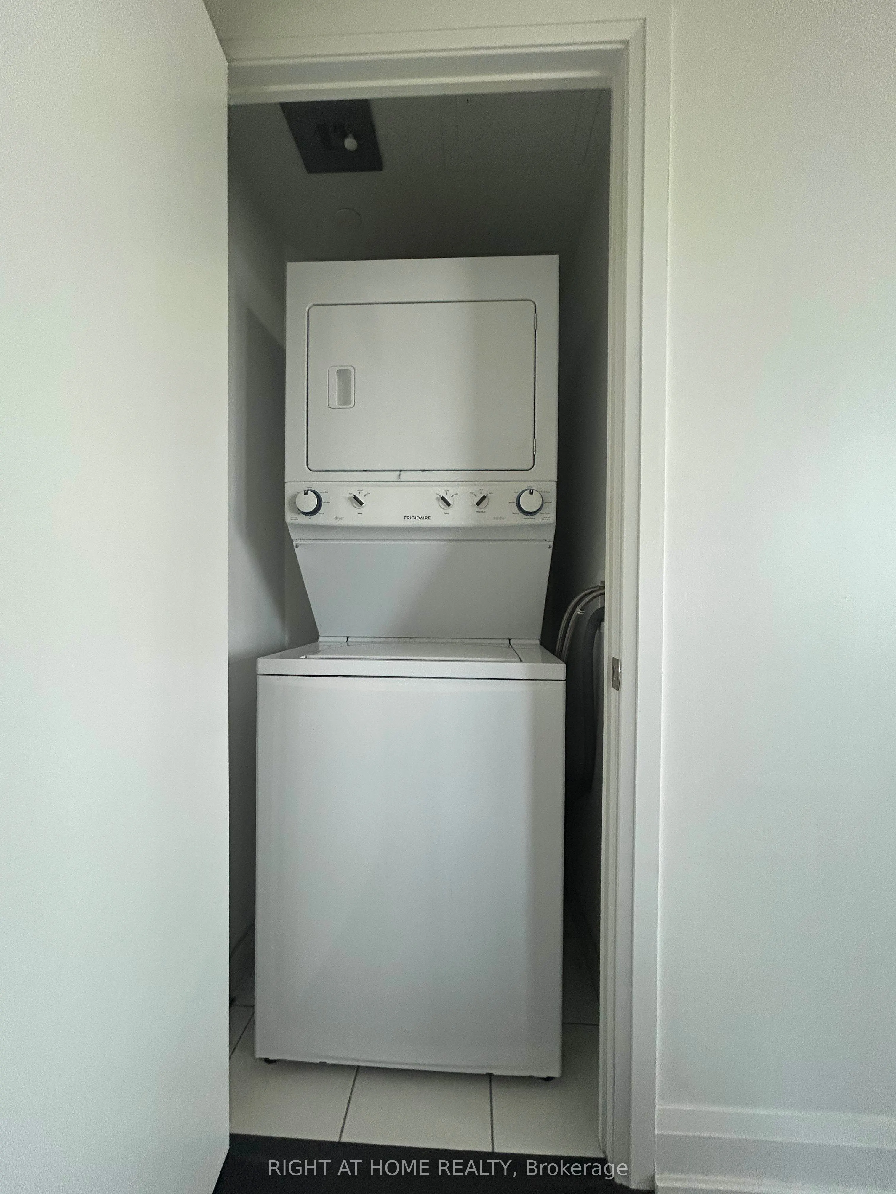160 Vanderhoof Avenue, #405