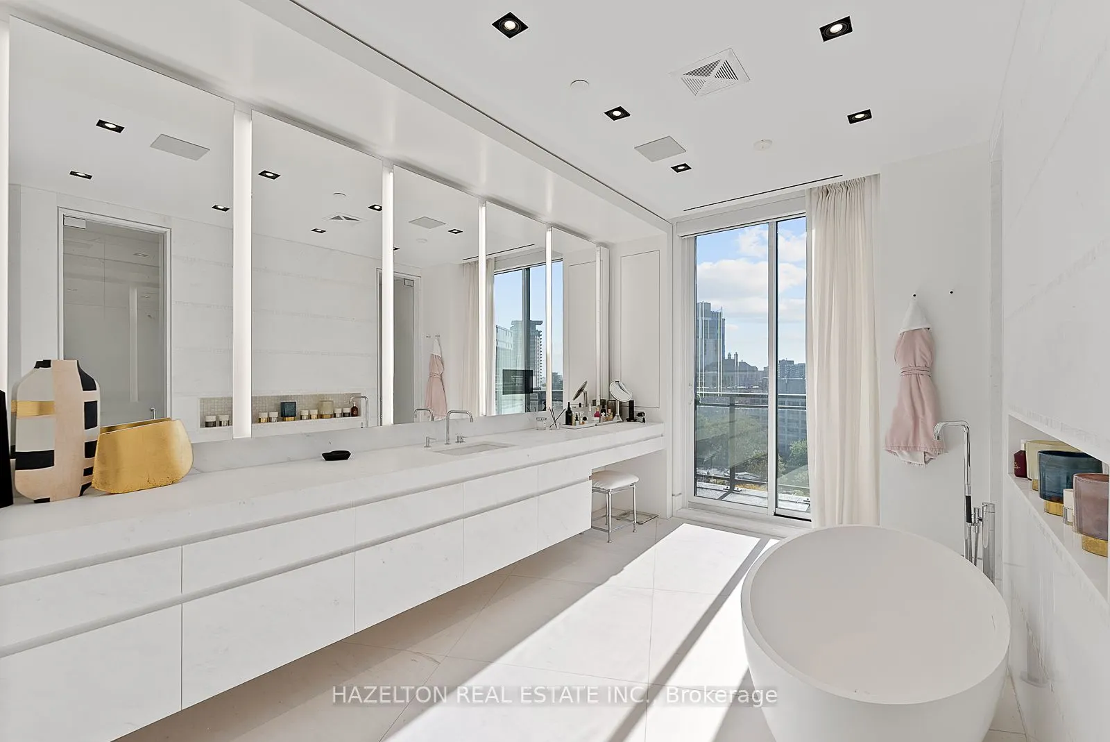 181 Davenport Road, #PH