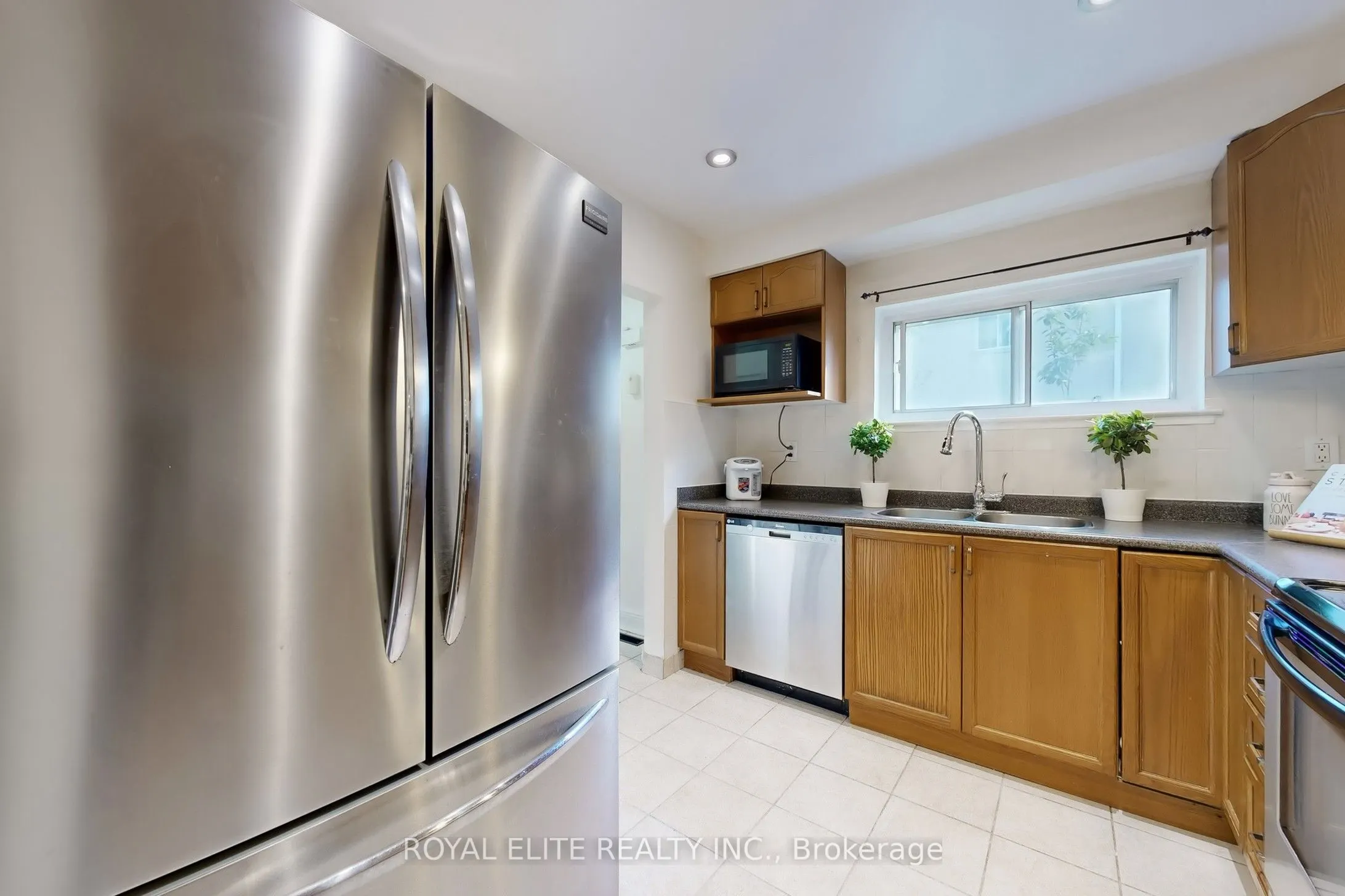 9 Esterbrooke Avenue, #151