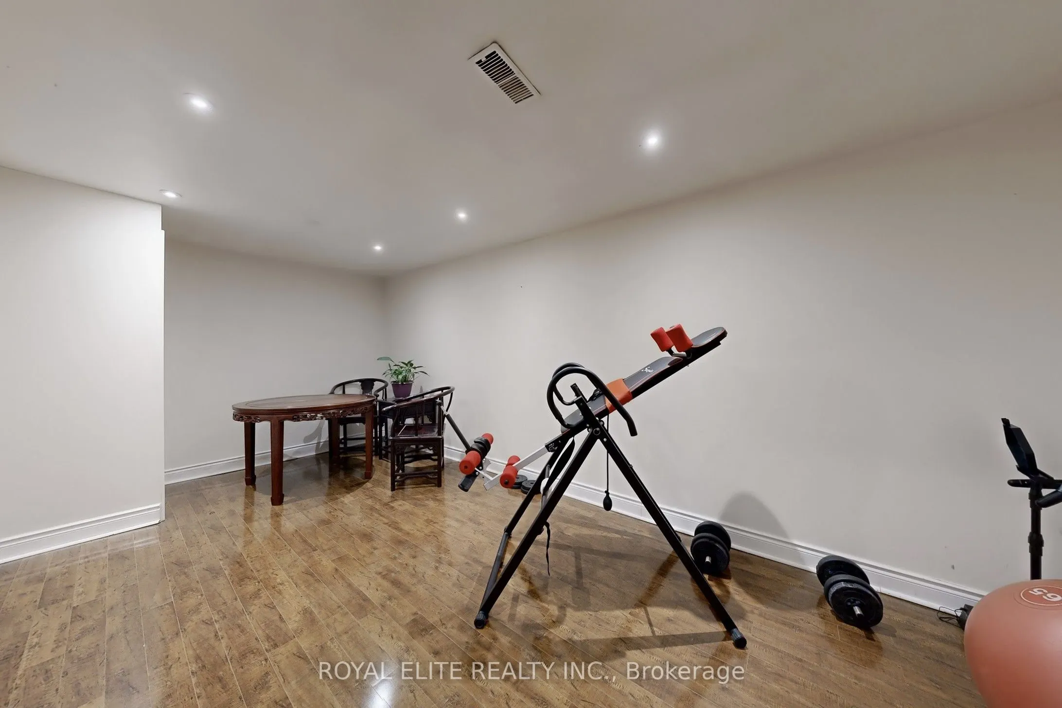 9 Esterbrooke Avenue, #151
