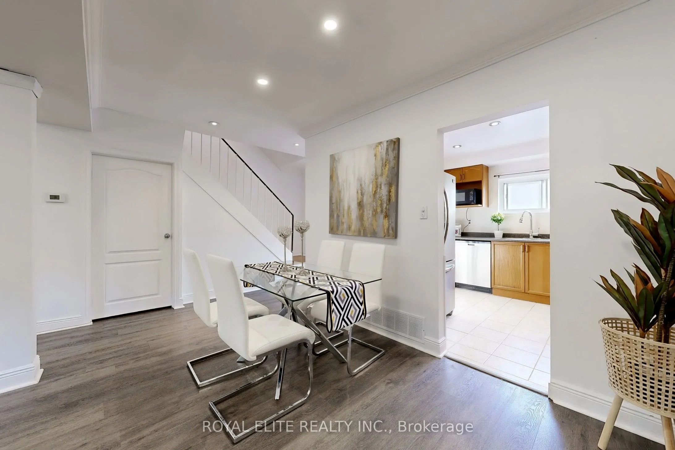 9 Esterbrooke Avenue, #151