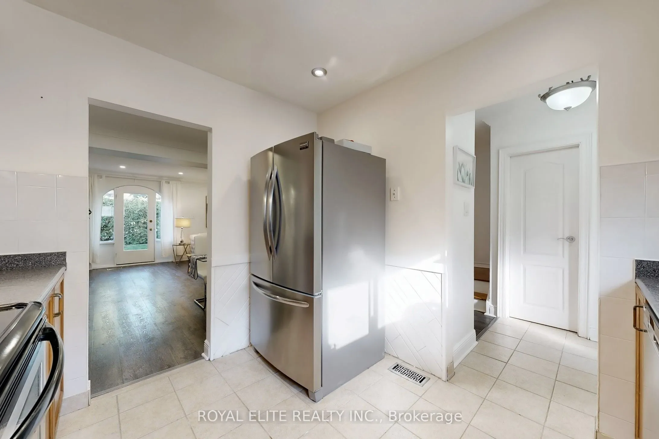 9 Esterbrooke Avenue, #151