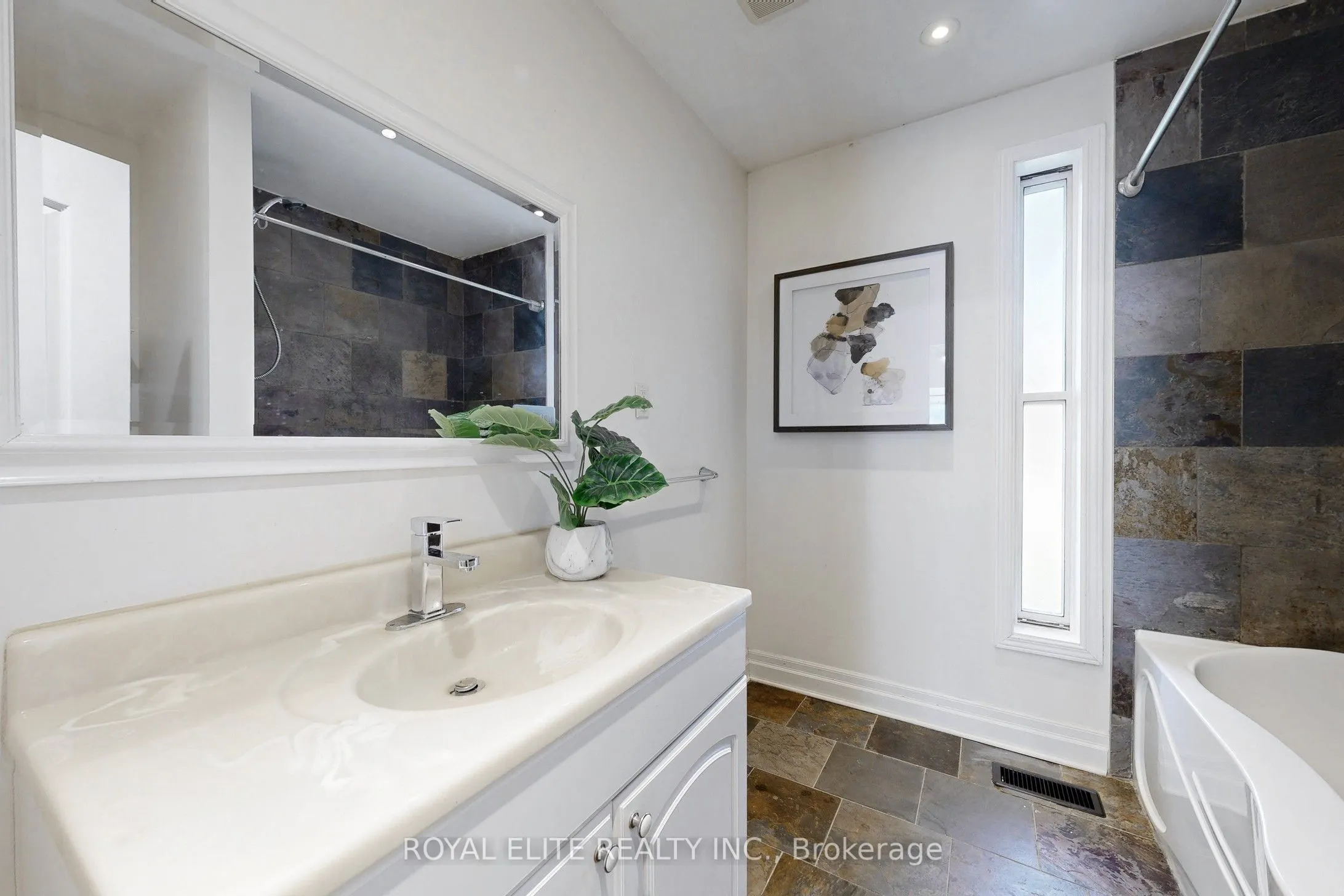9 Esterbrooke Avenue, #151