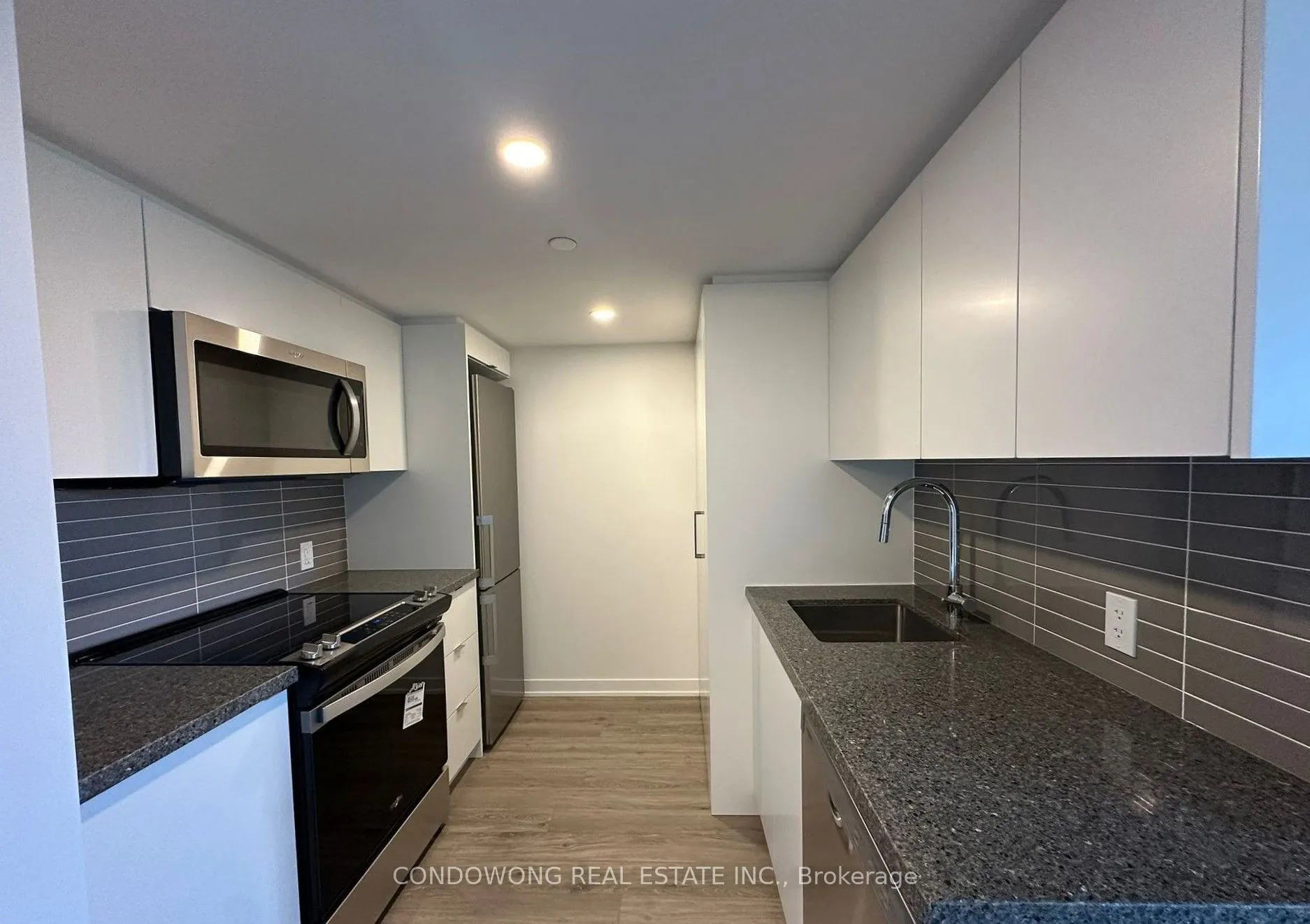 500 Wilson Avenue, #417
