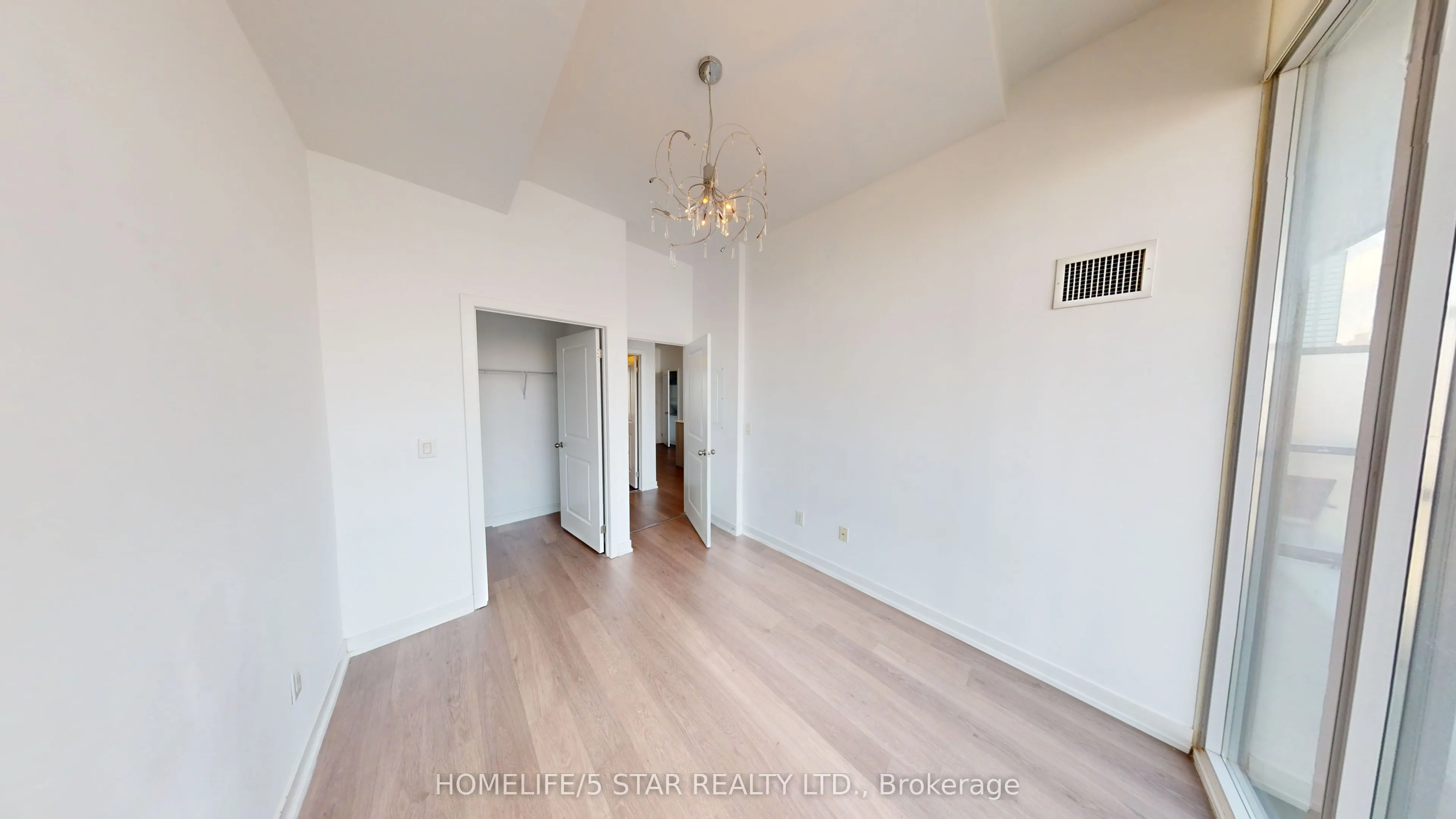 105 George Street, #LPH03