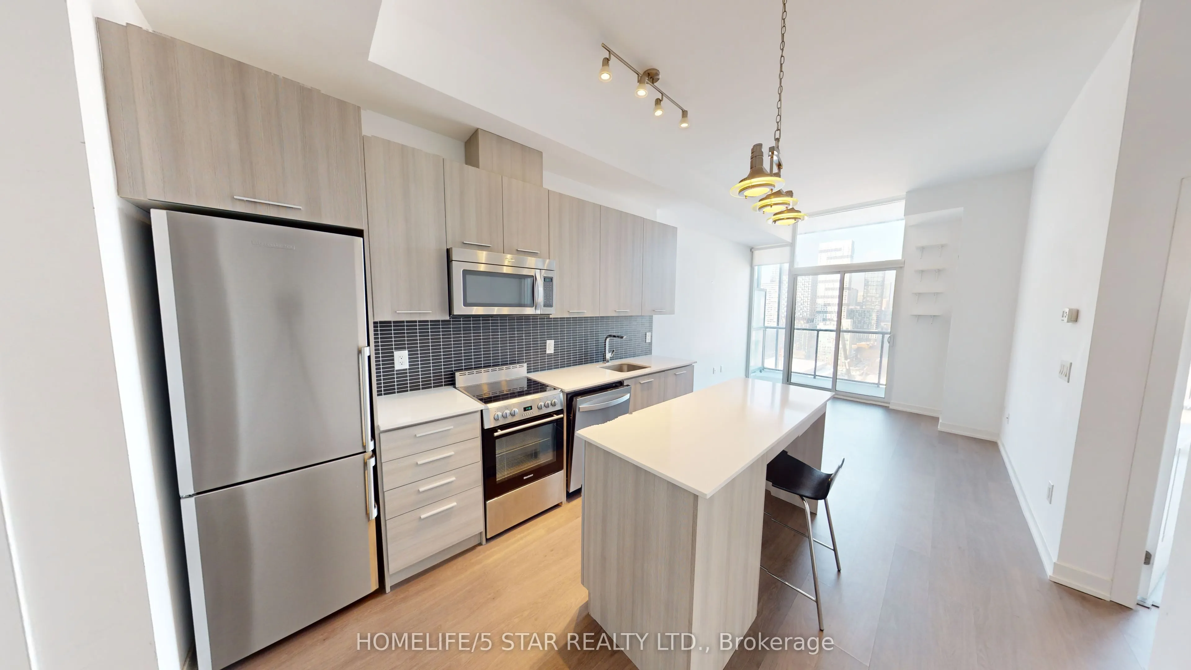 105 George Street, #LPH03