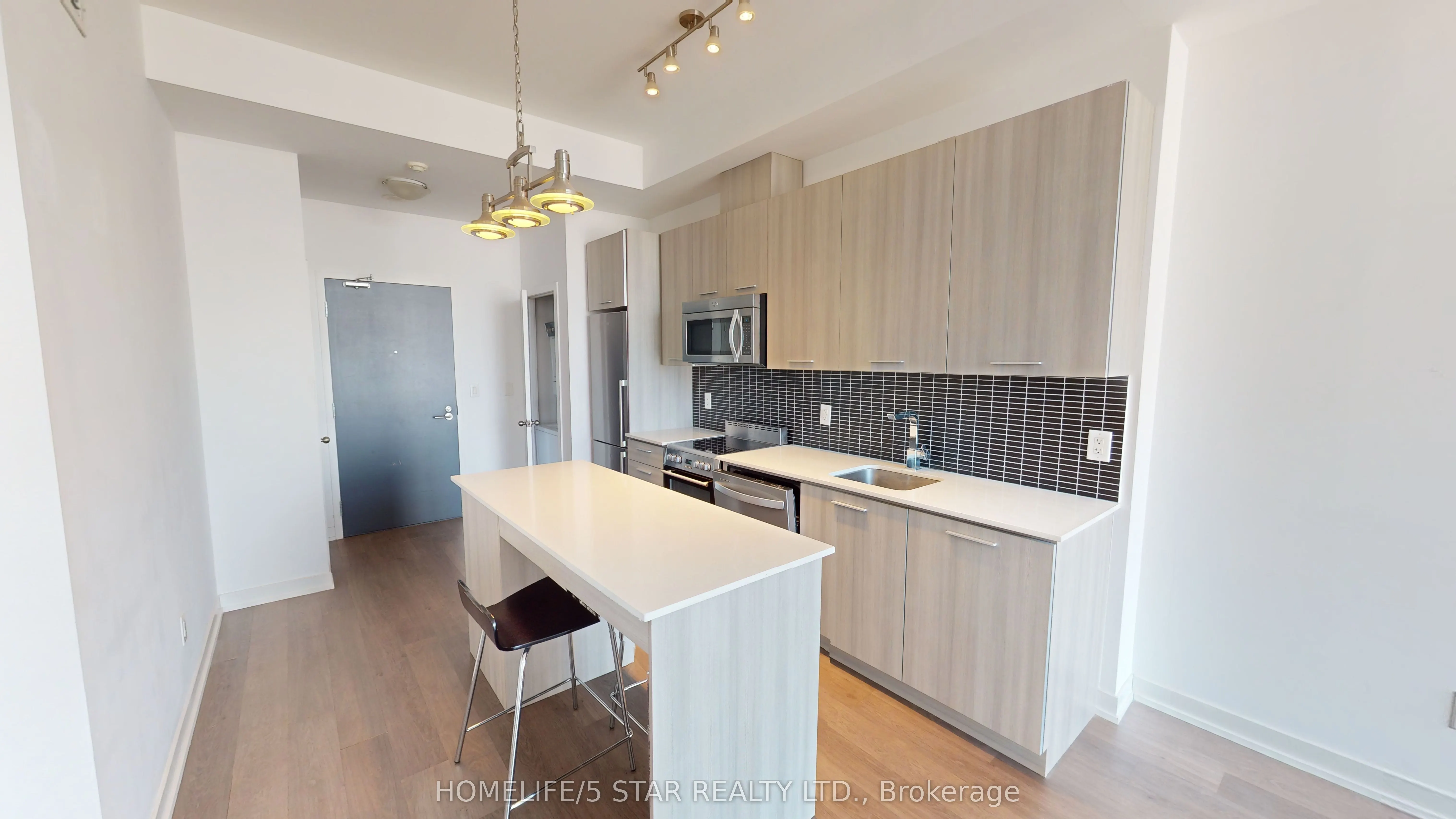 105 George Street, #LPH03