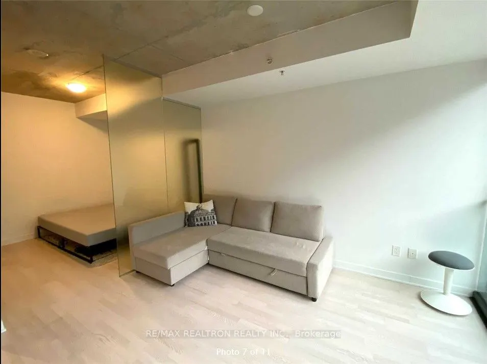 629 King Street W, #519