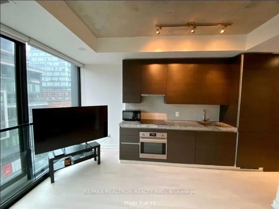 629 King Street W, #519