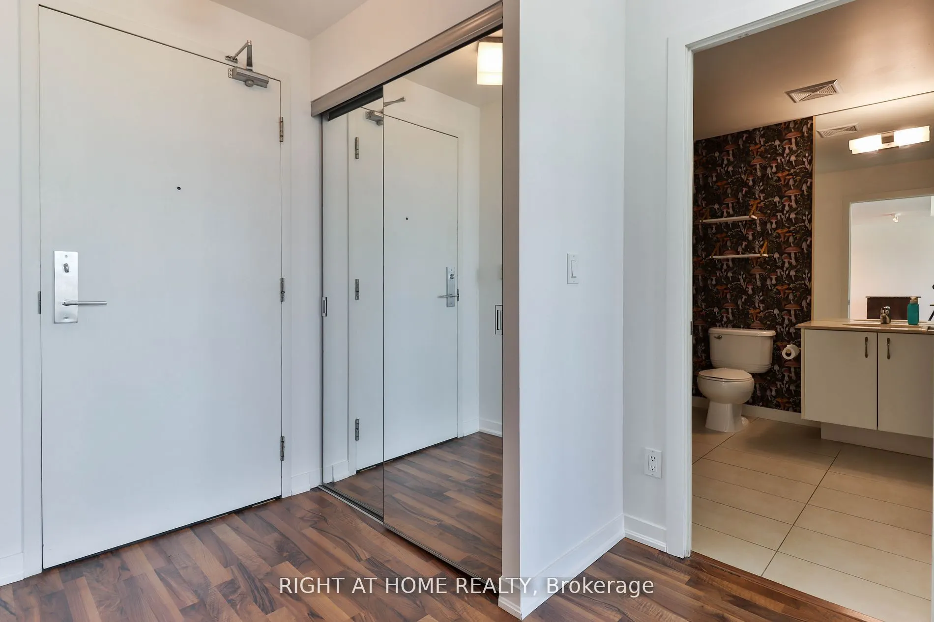 55 East Liberty Street, #812