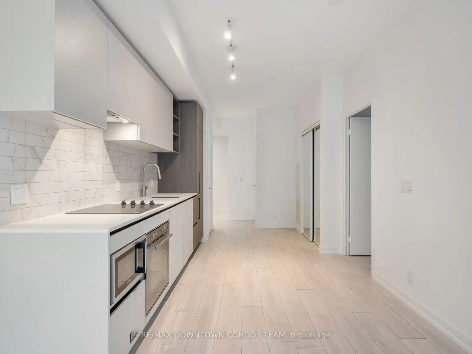 55 Mercer Street, #511