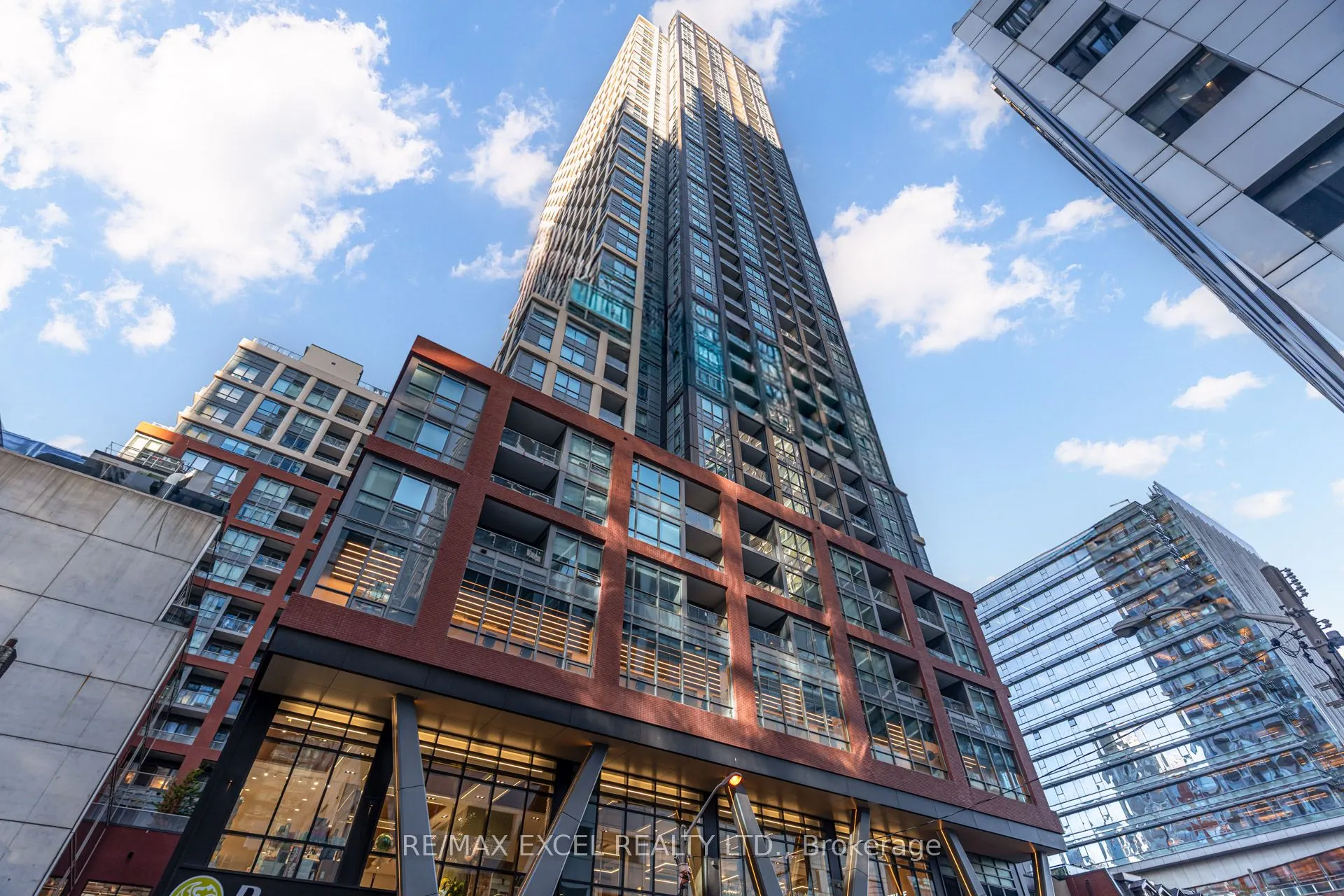 108 Peter Street, #3501
