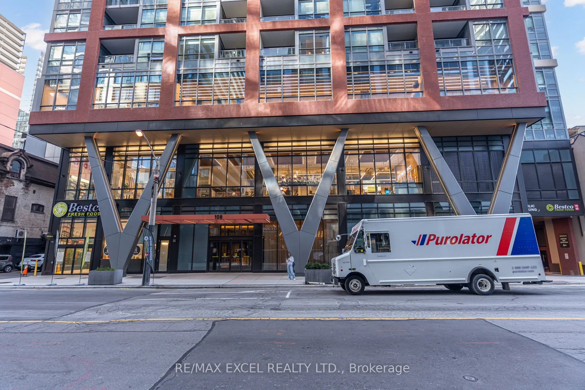 108 Peter Street, #3501