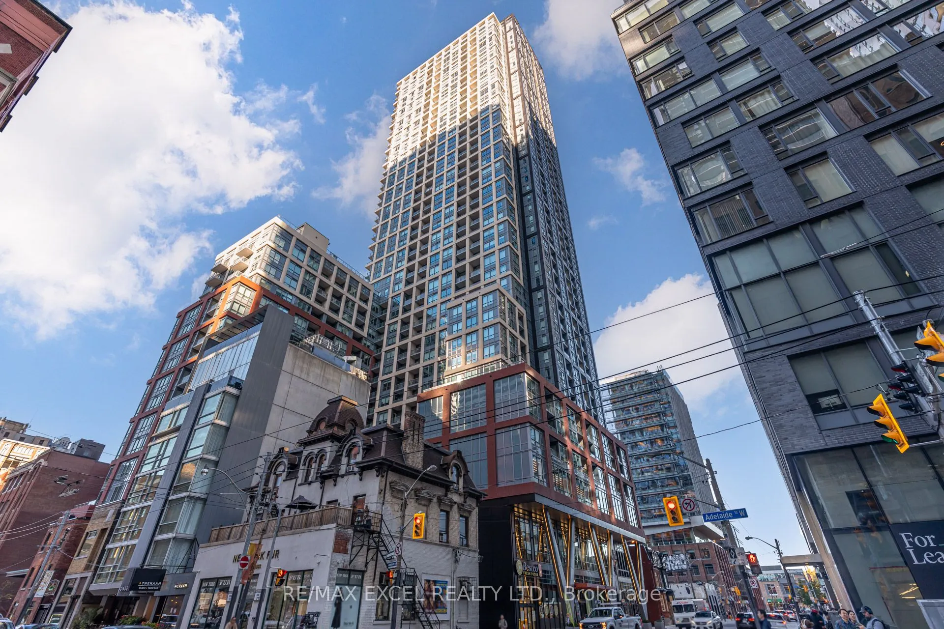 108 Peter Street, #3501