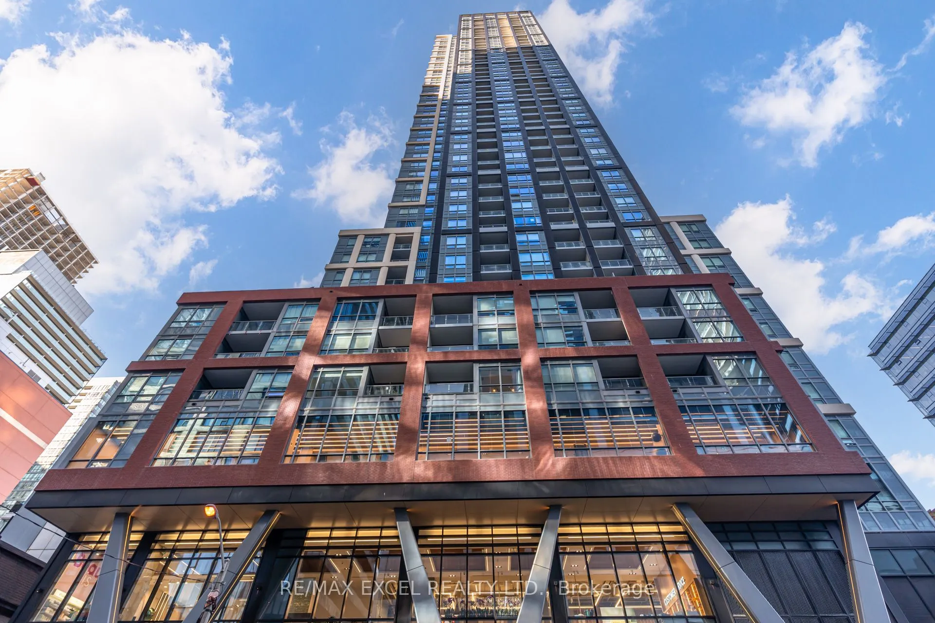 108 Peter Street, #3501
