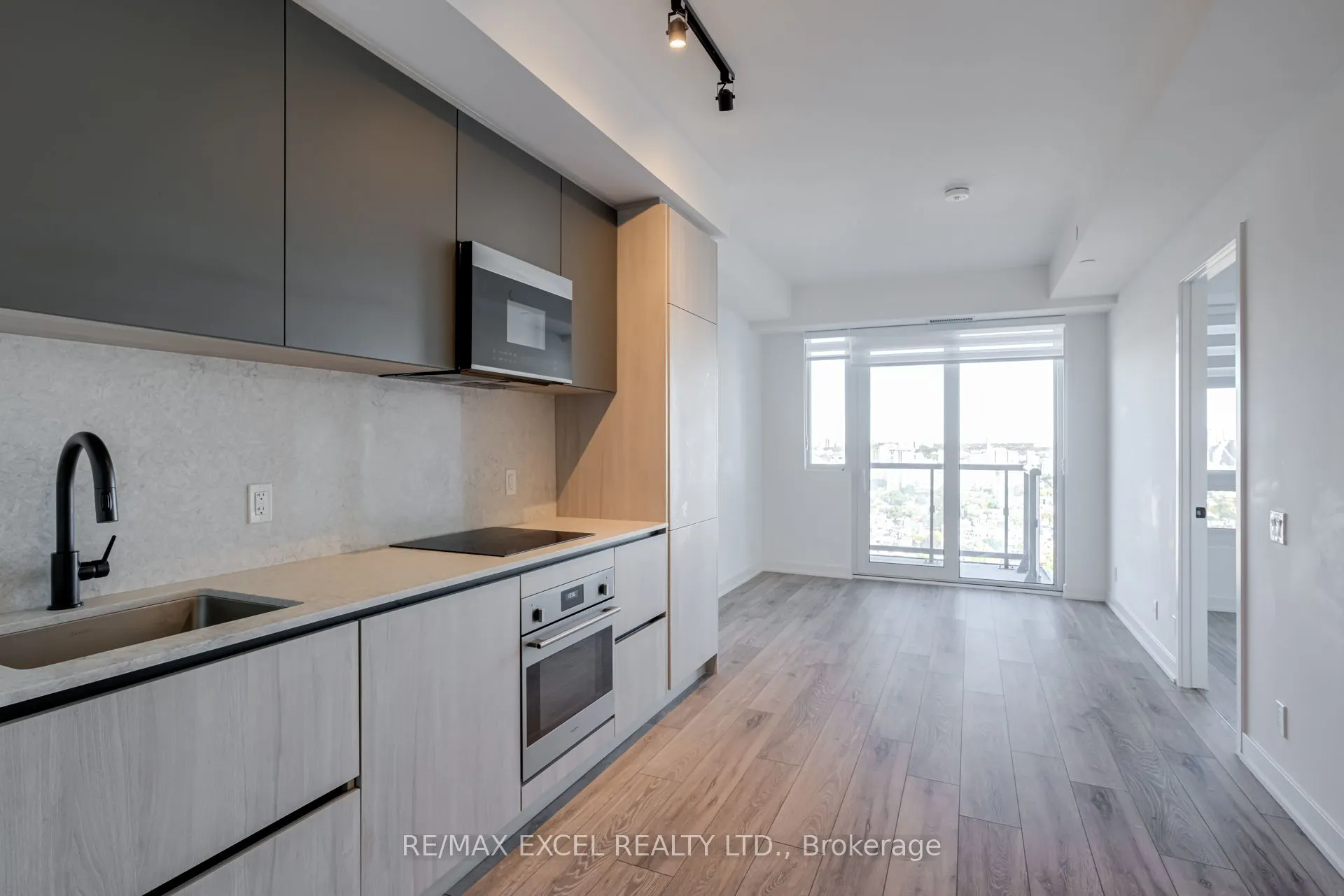 108 Peter Street, #3501