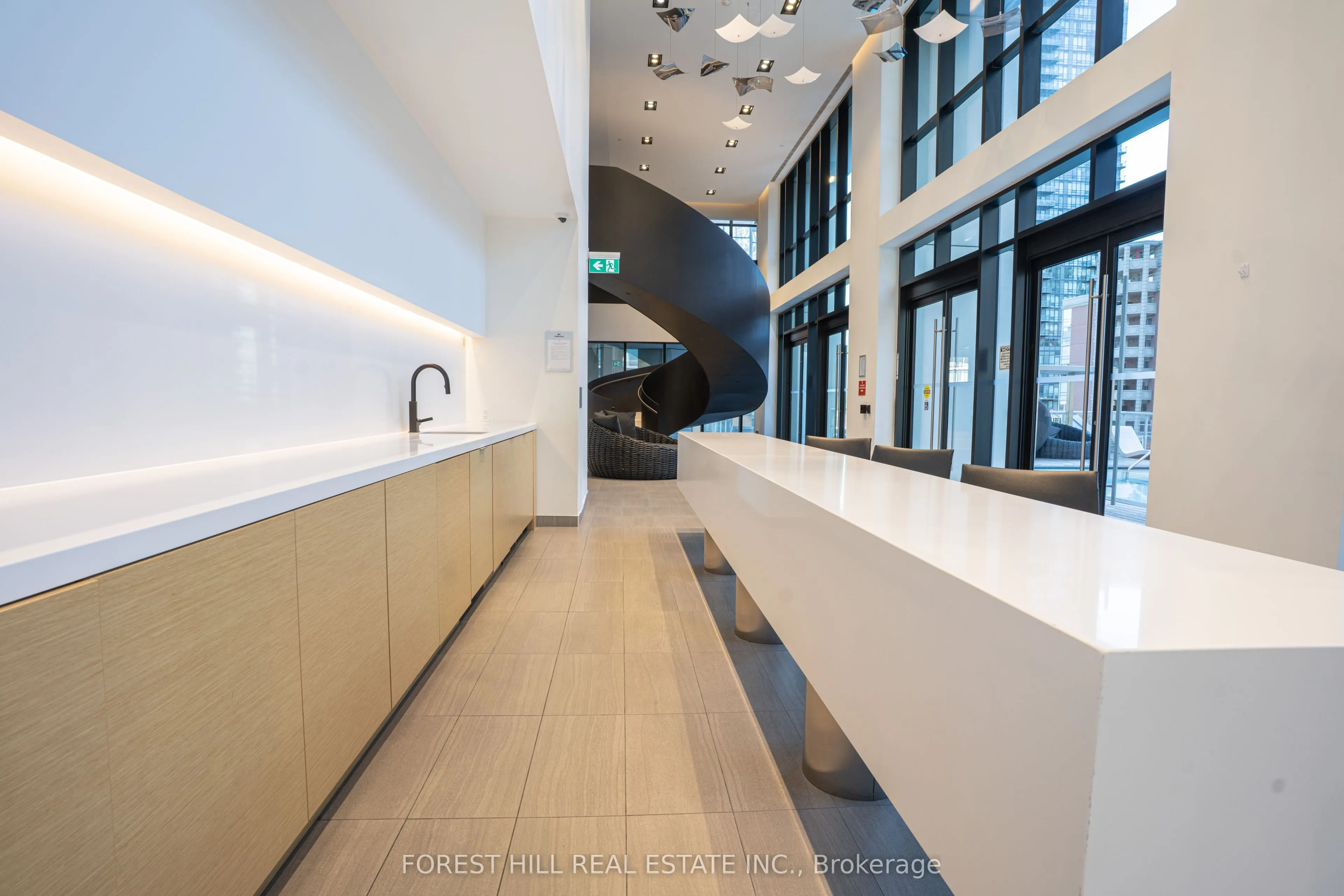 1 Yorkville Avenue, #4101