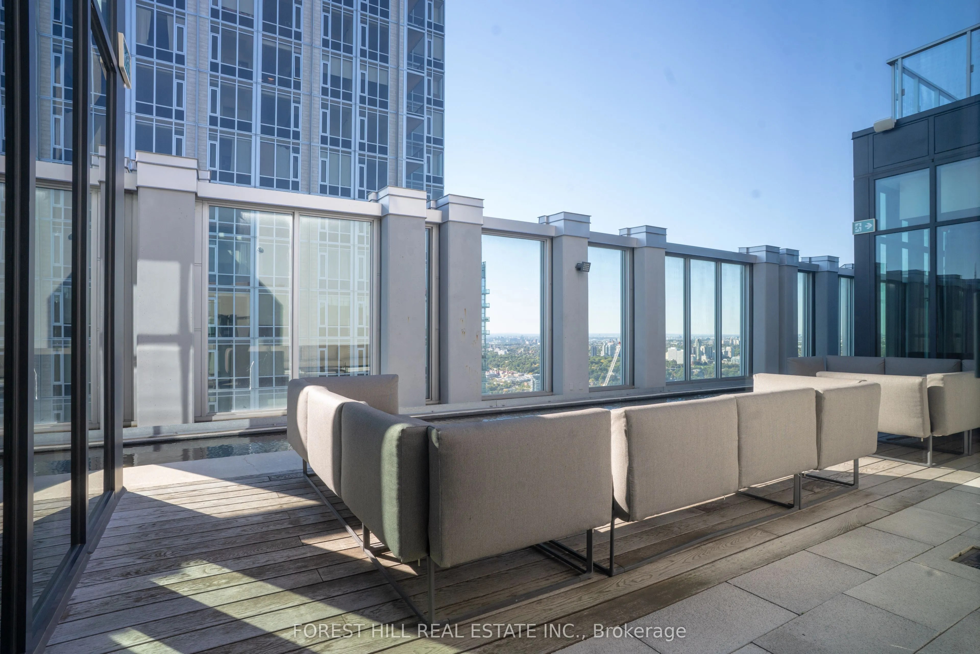 1 Yorkville Avenue, #4101
