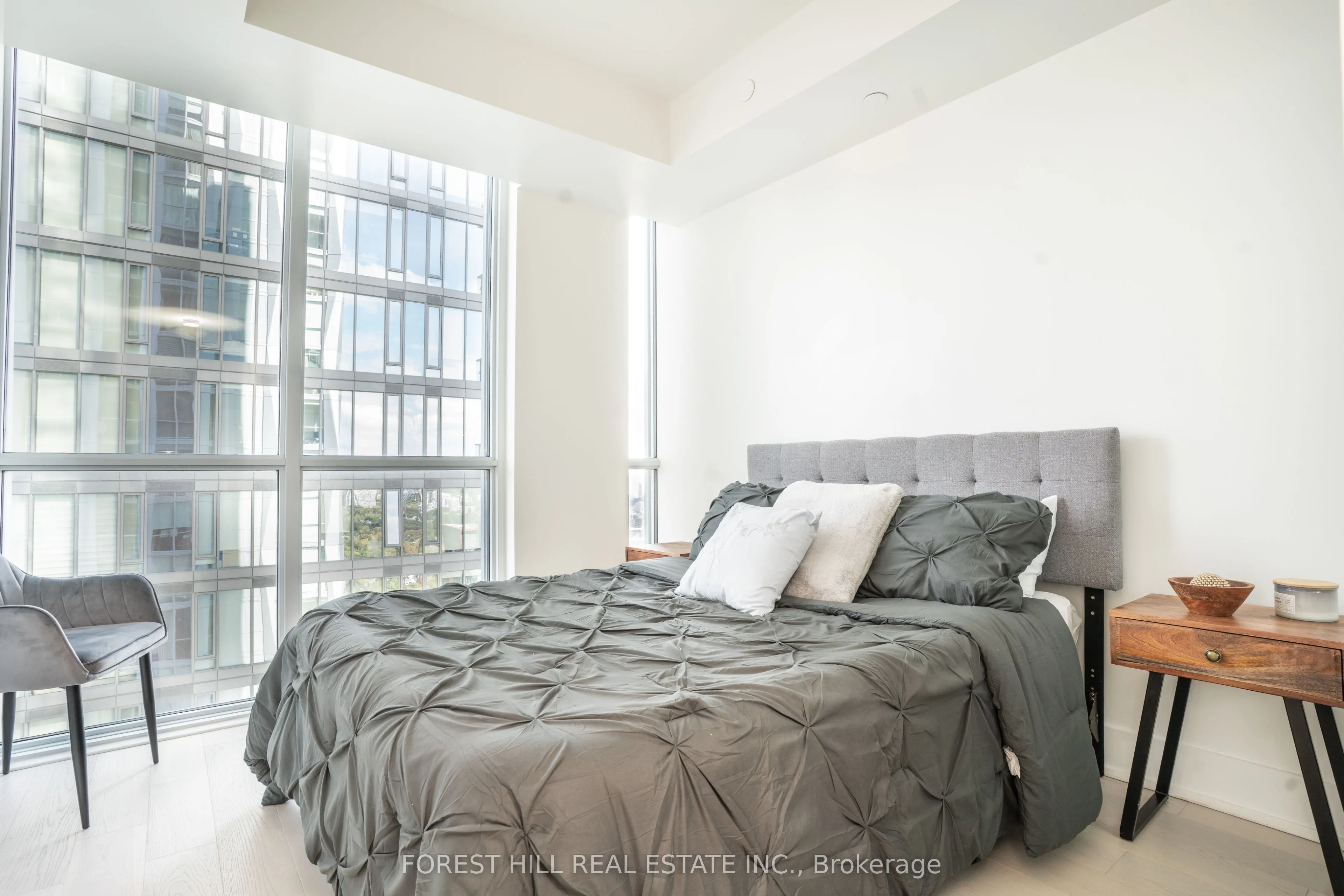 1 Yorkville Avenue, #4101