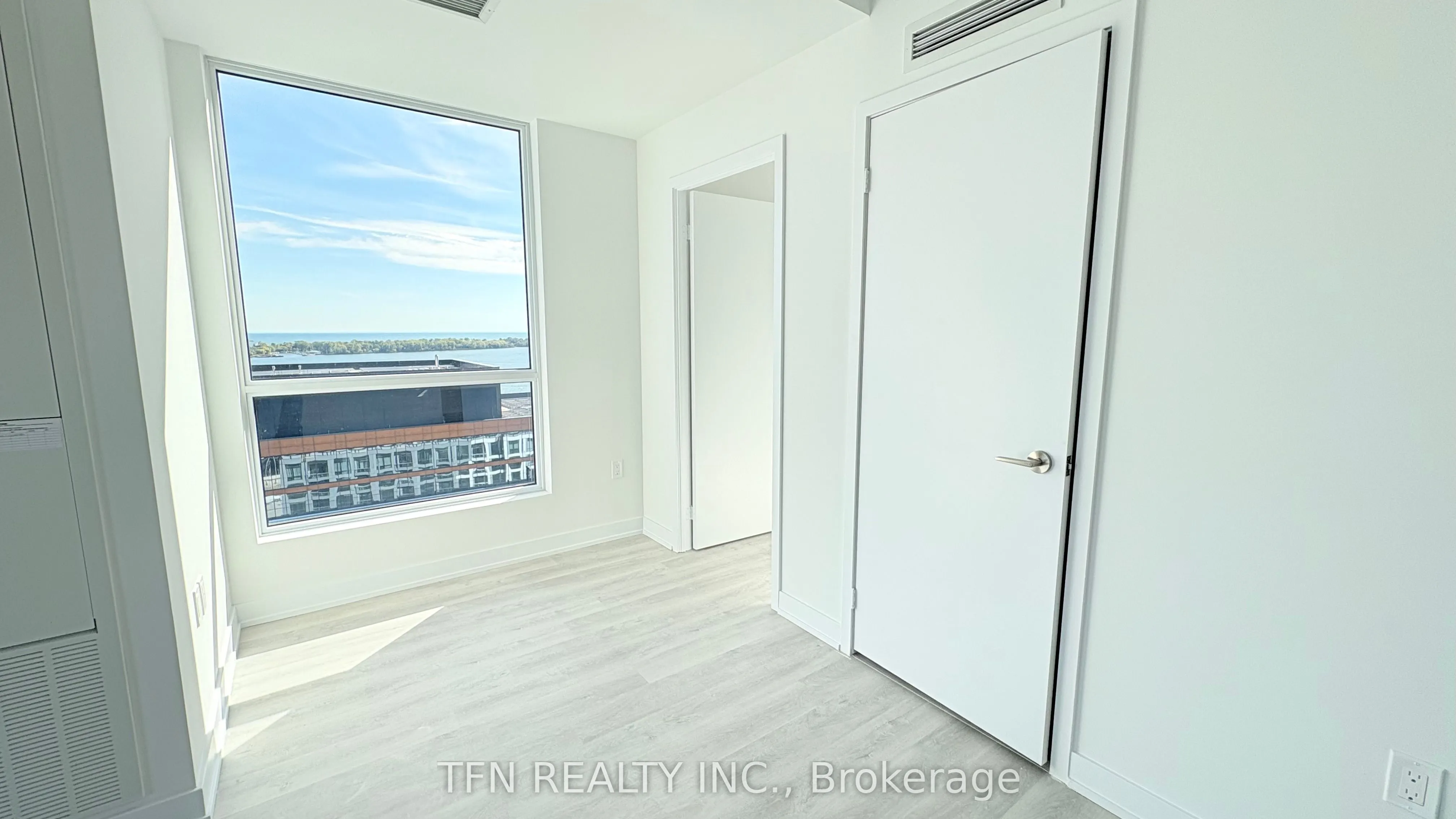 15 Richardson Street, #1906