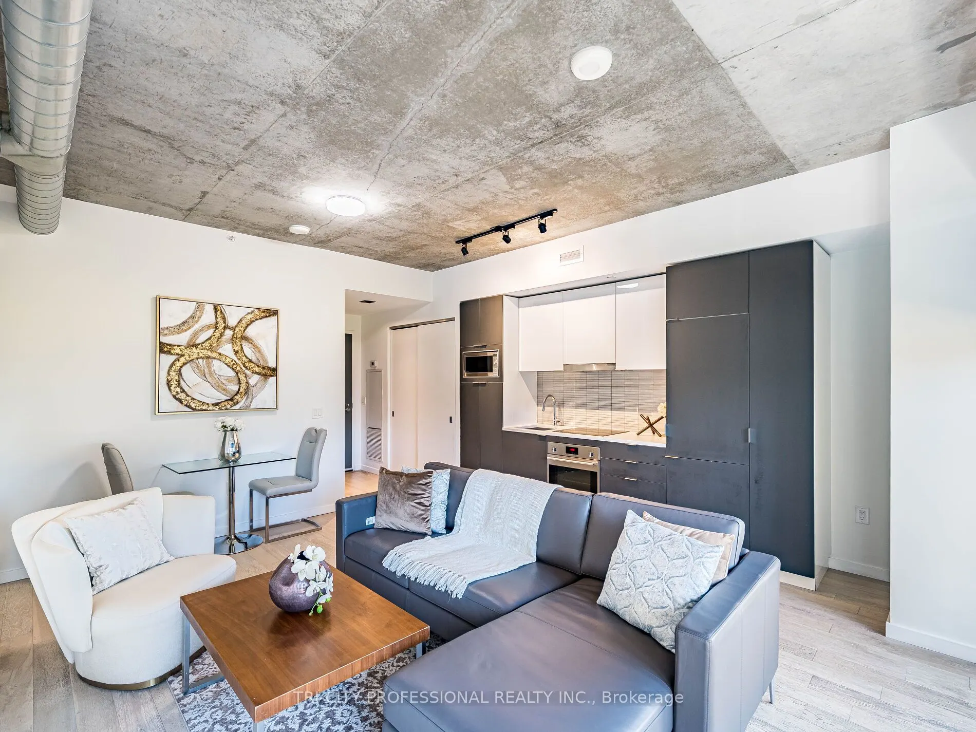 170 Bayview Avenue, #304