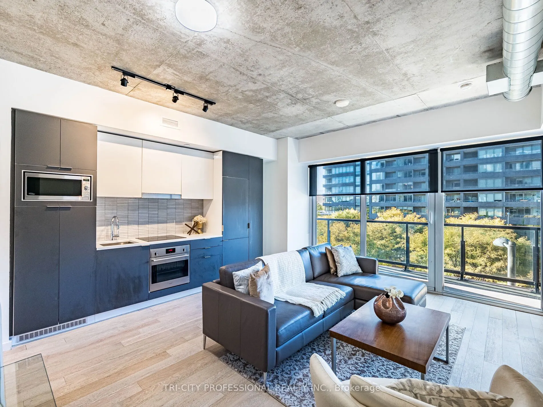 170 Bayview Avenue, #304