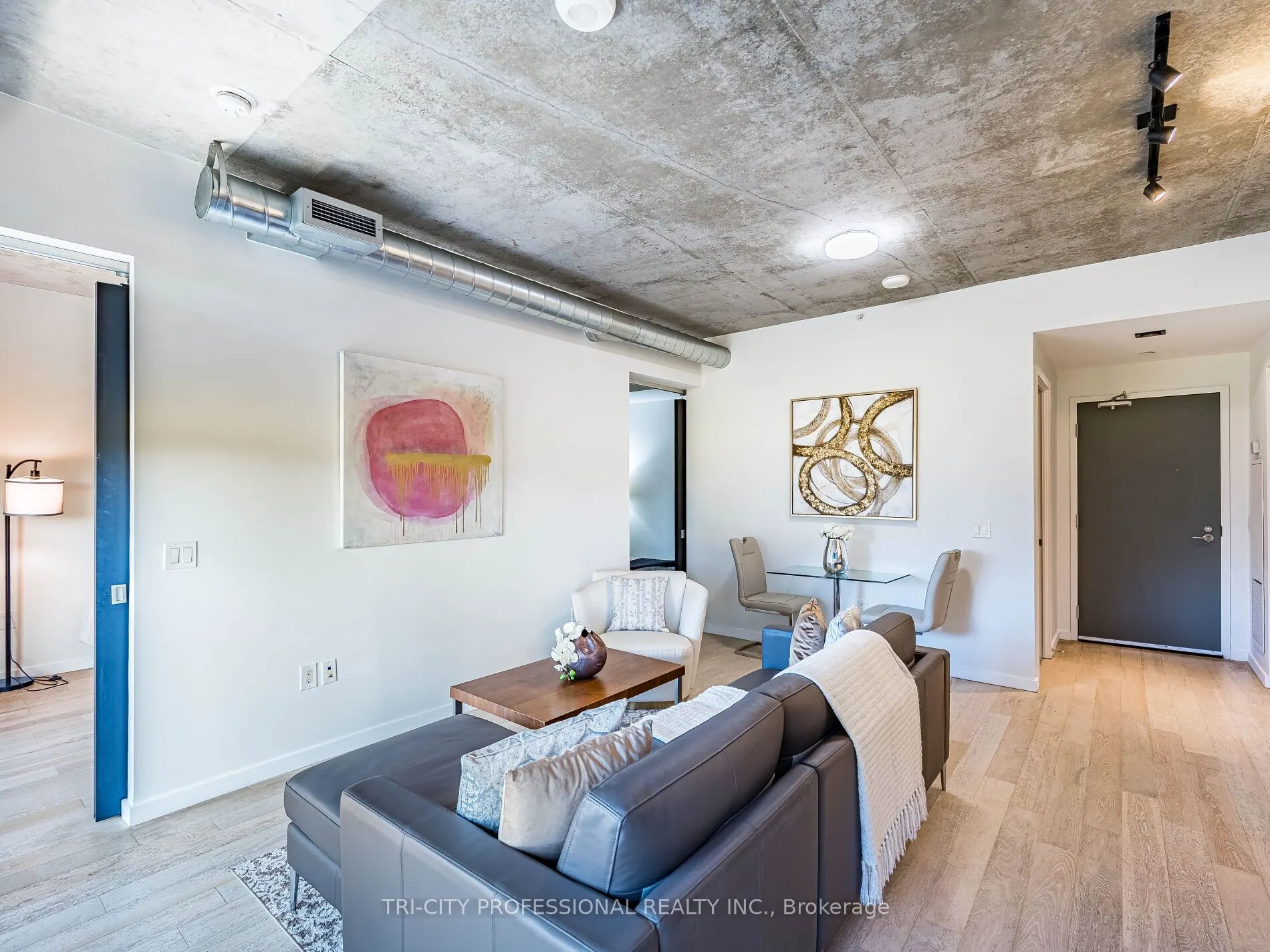 170 Bayview Avenue, #304