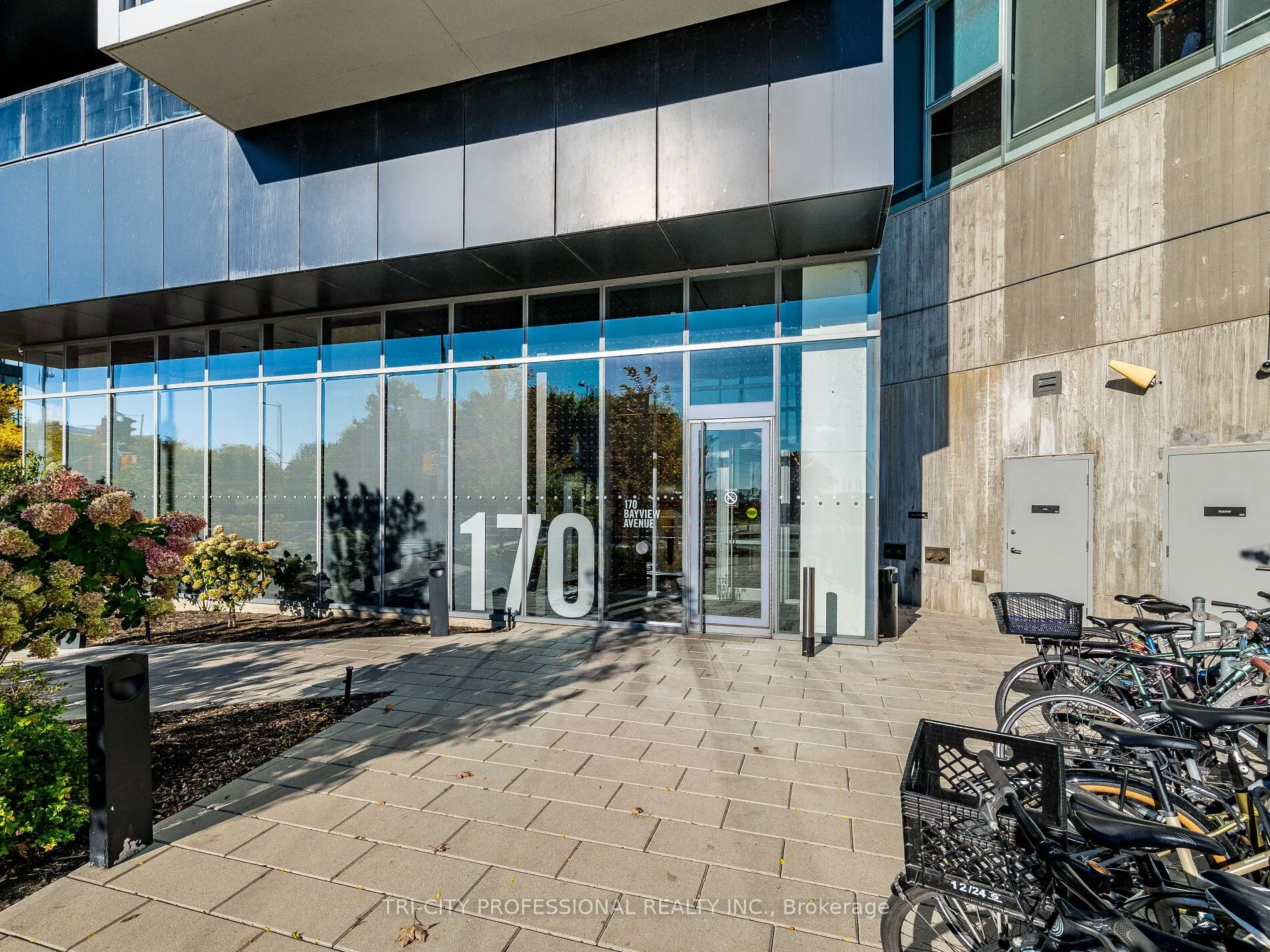 170 Bayview Avenue, #304