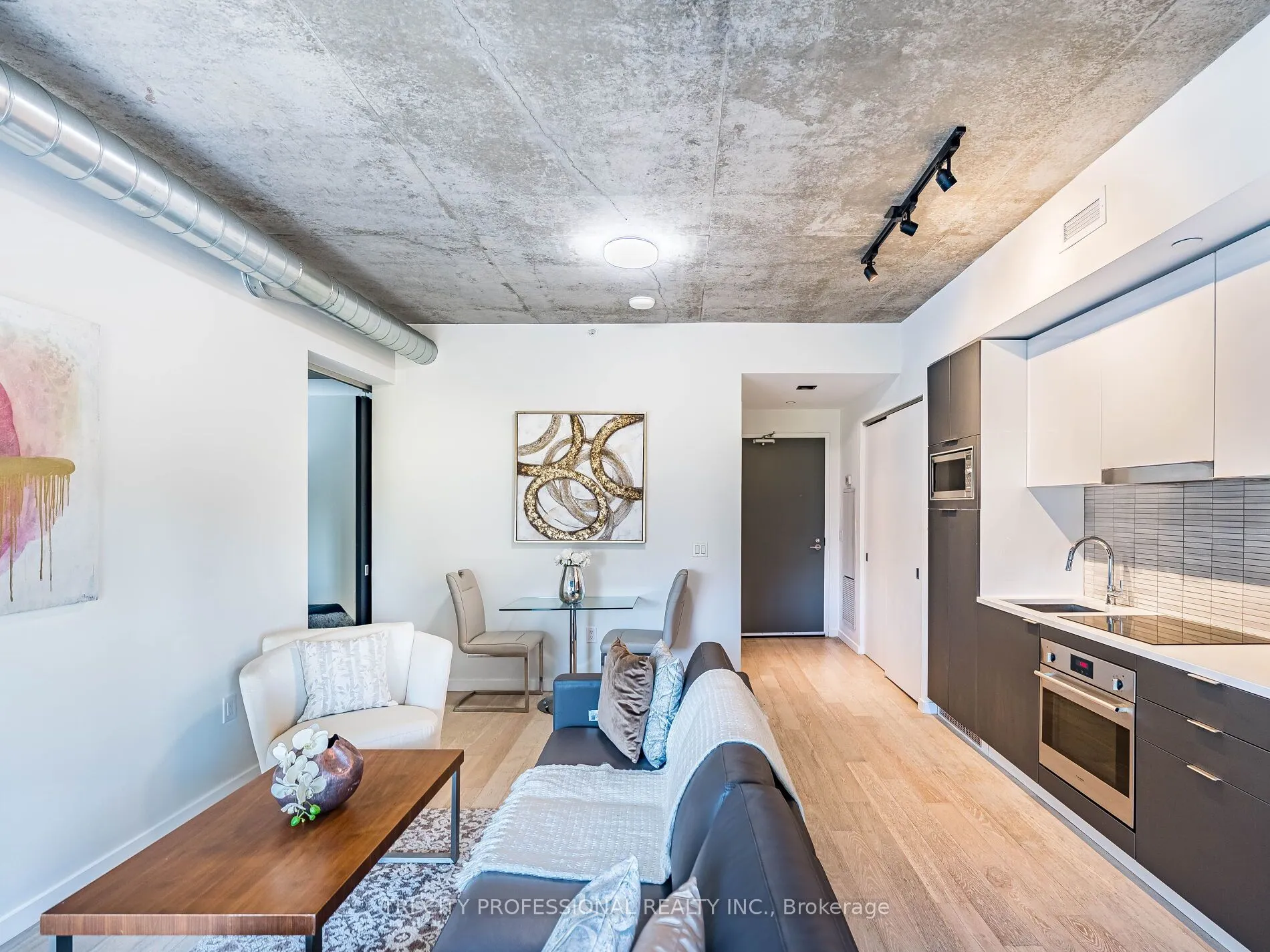 170 Bayview Avenue, #304