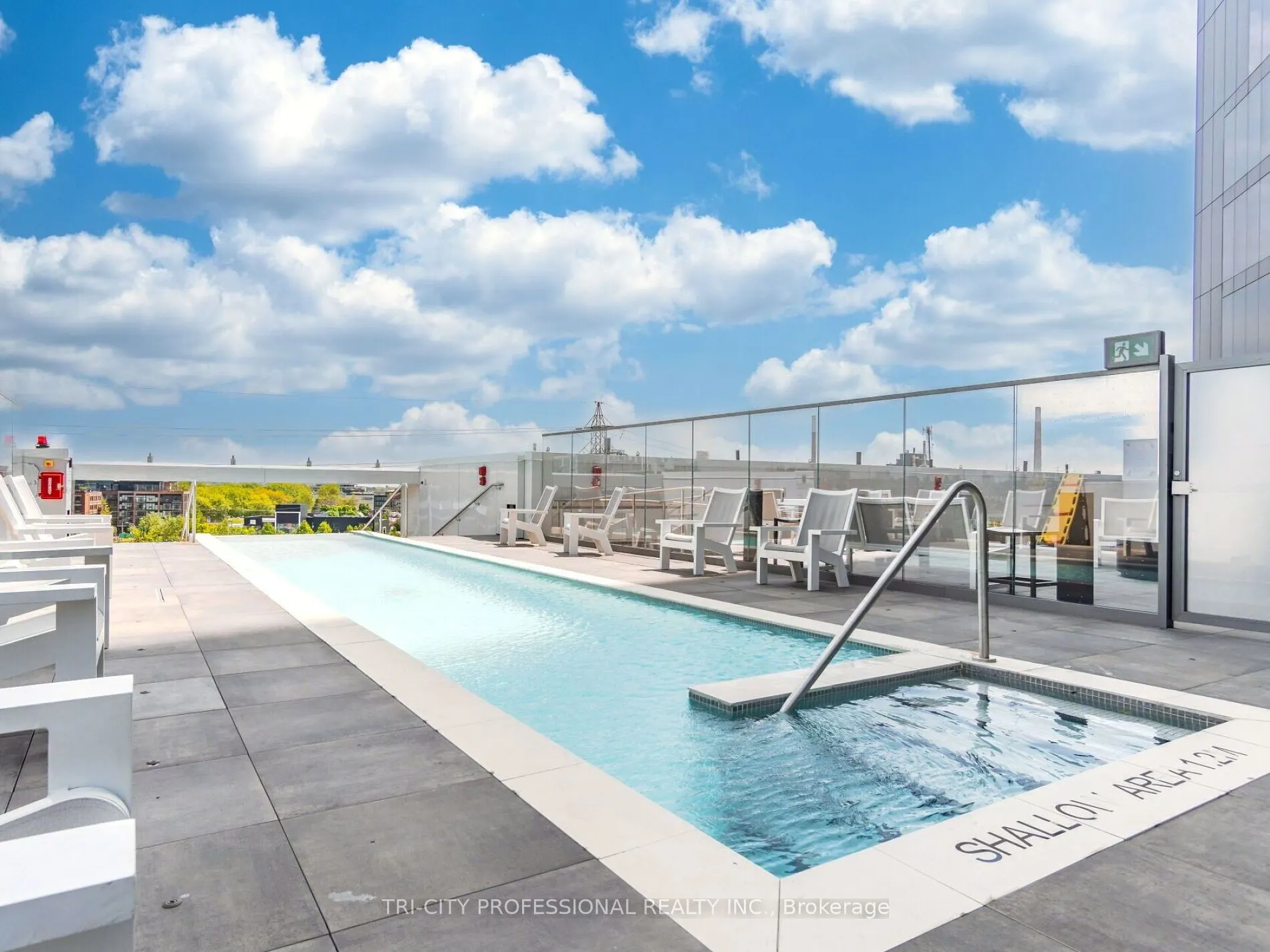 170 Bayview Avenue, #304
