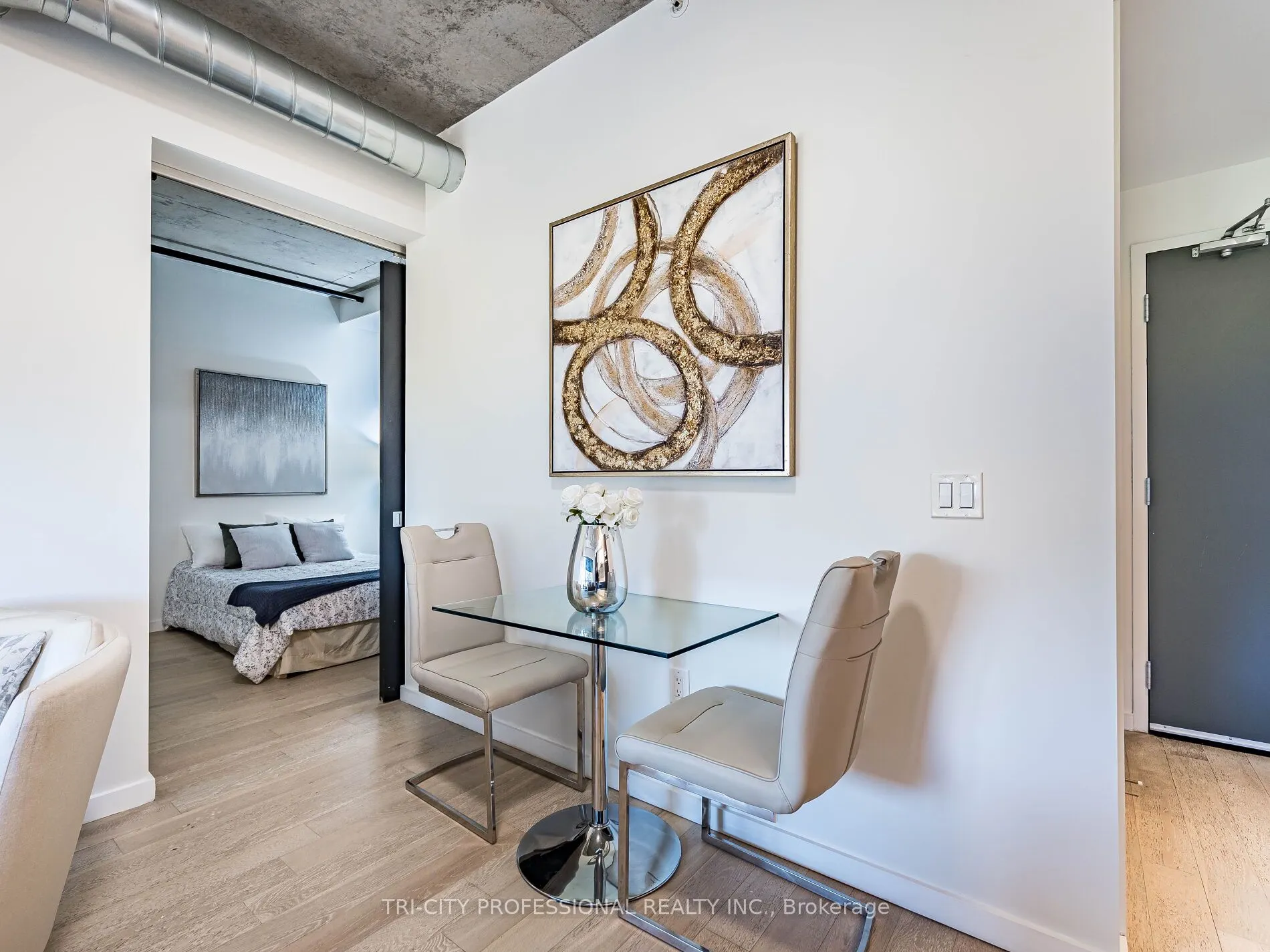 170 Bayview Avenue, #304