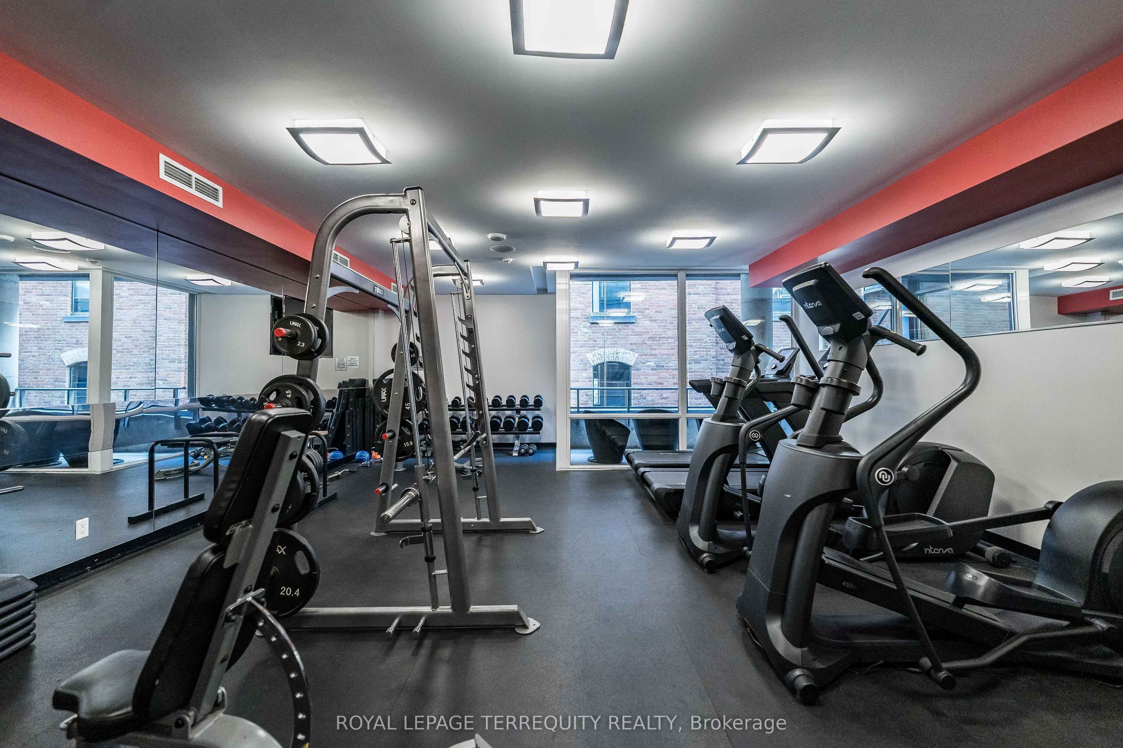 478 King Street W, #417