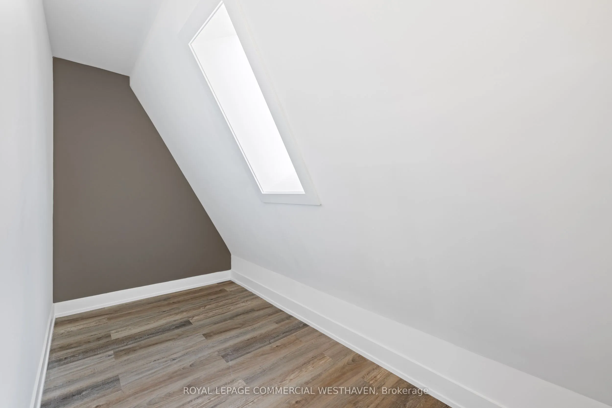 449 Lansdowne Avenue, #A