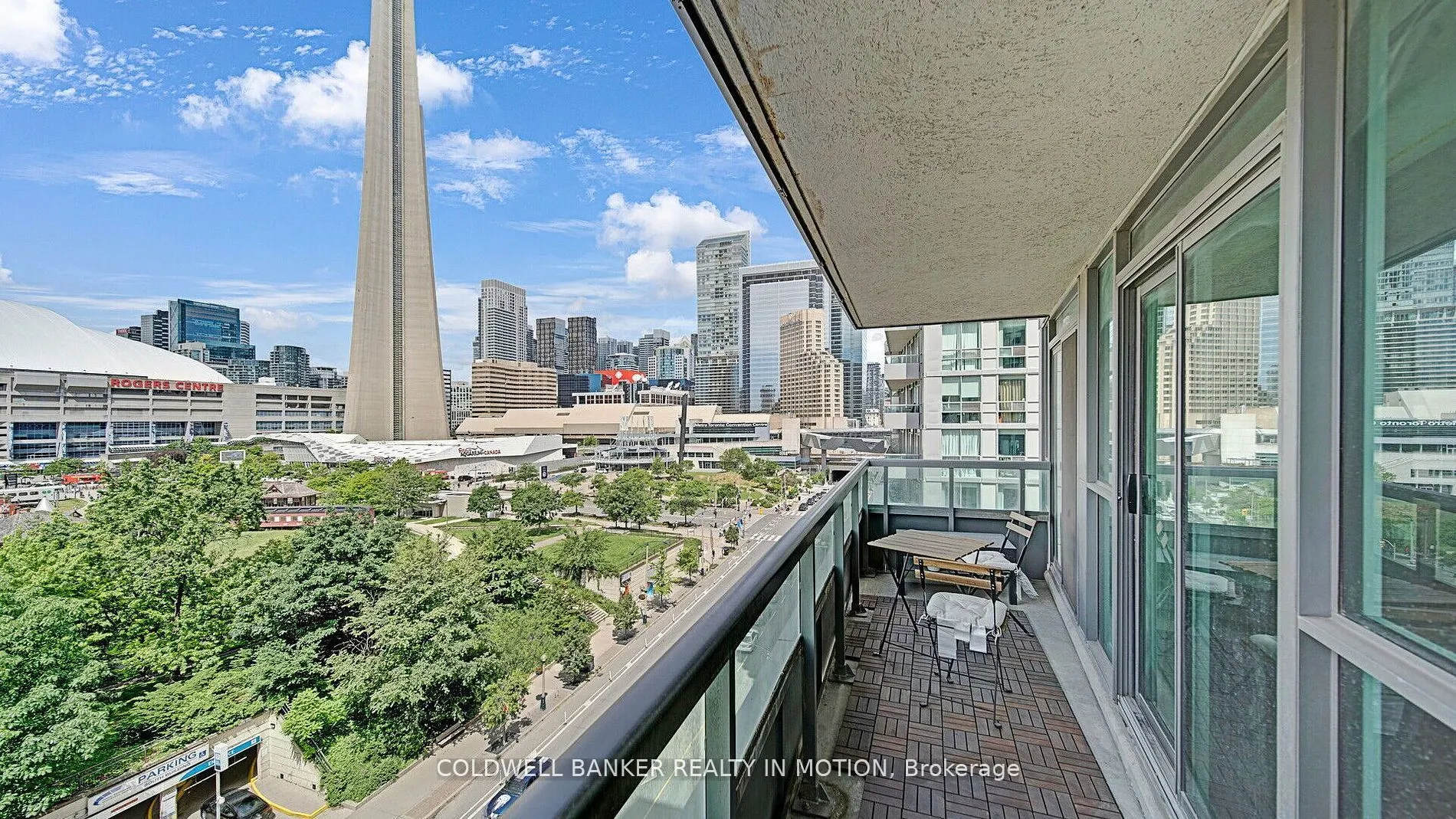 25 Lower Simcoe Street, #918