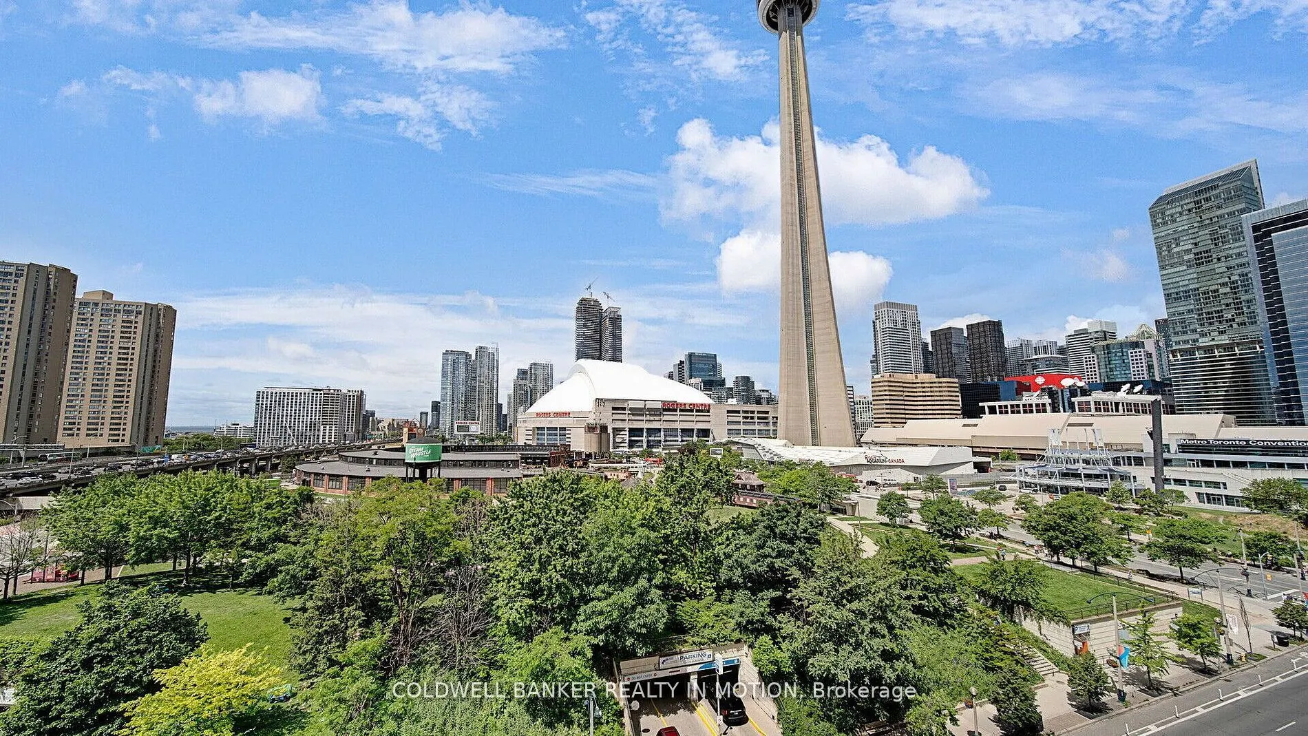 25 Lower Simcoe Street, #918