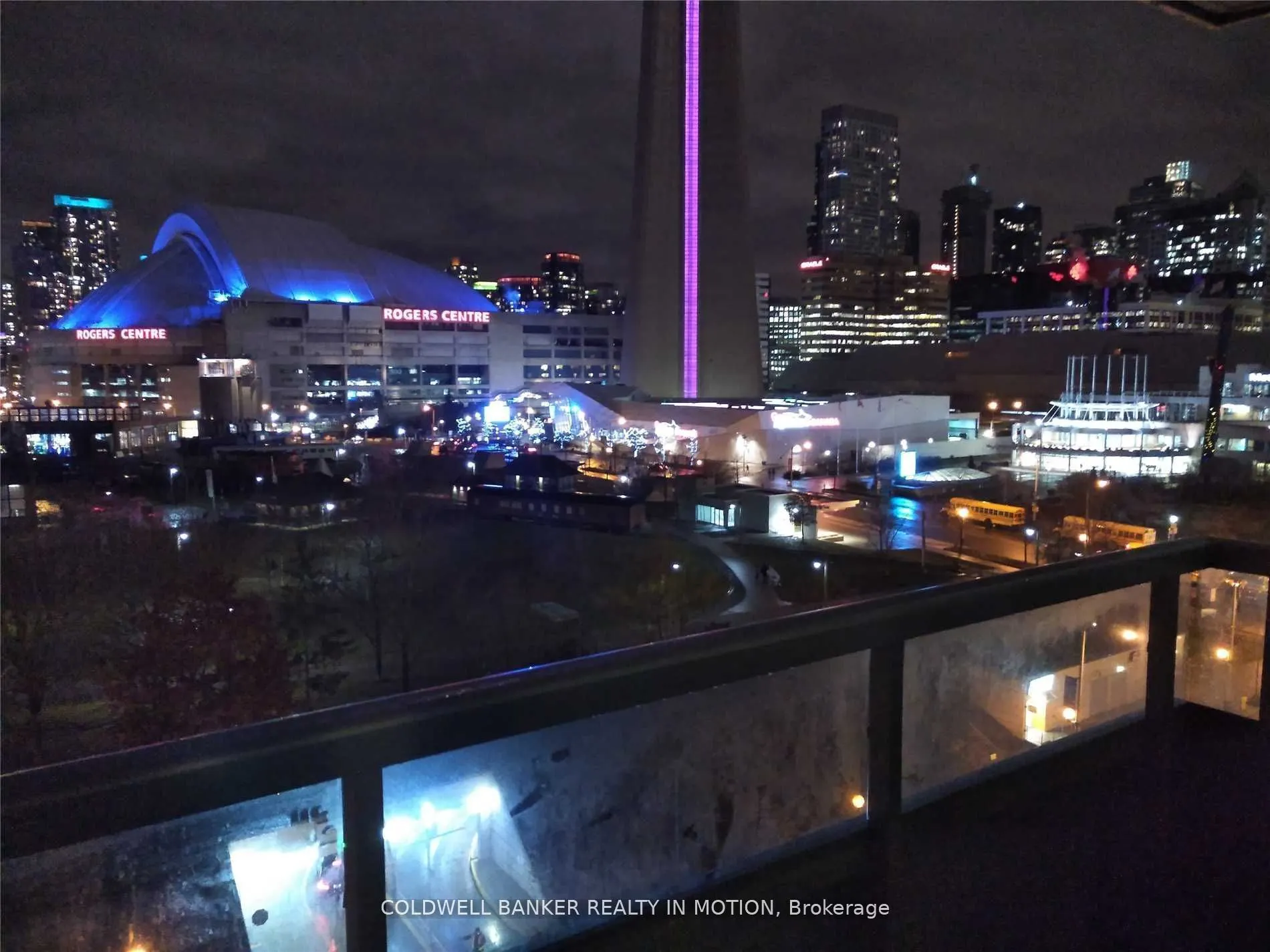 25 Lower Simcoe Street, #918