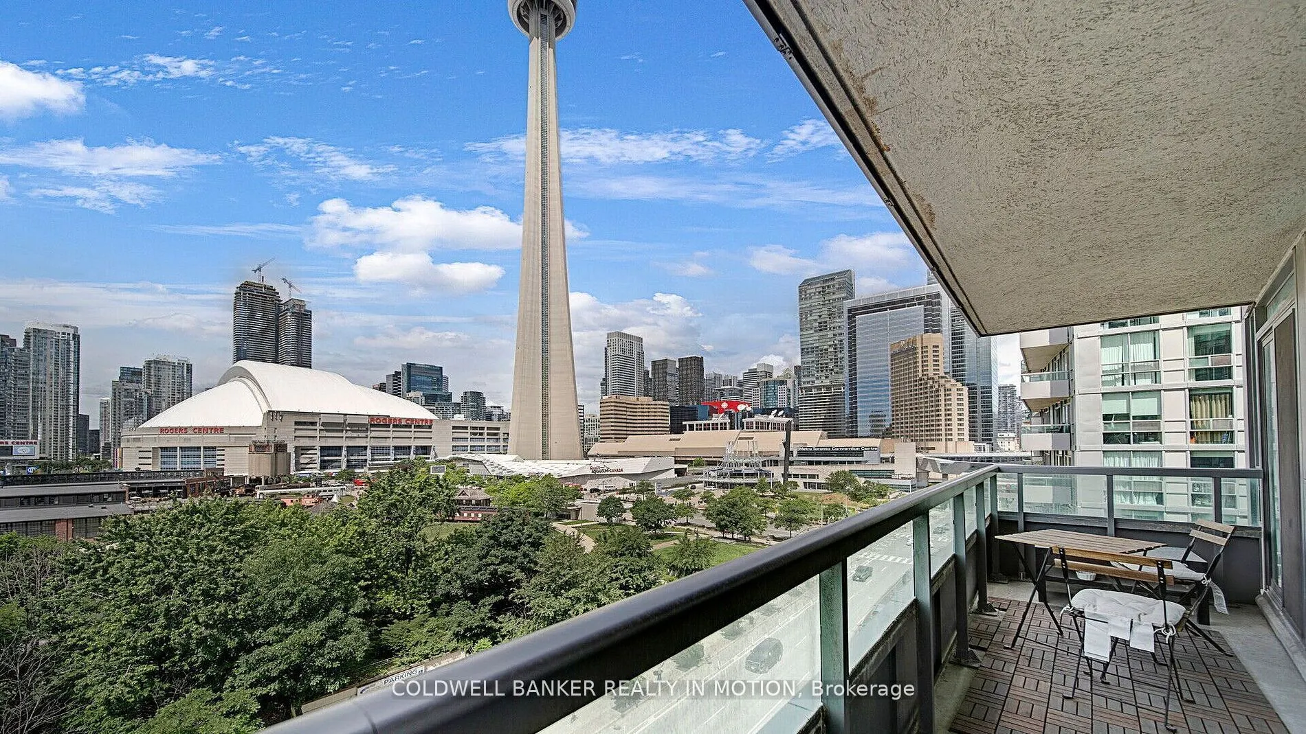 25 Lower Simcoe Street, #918