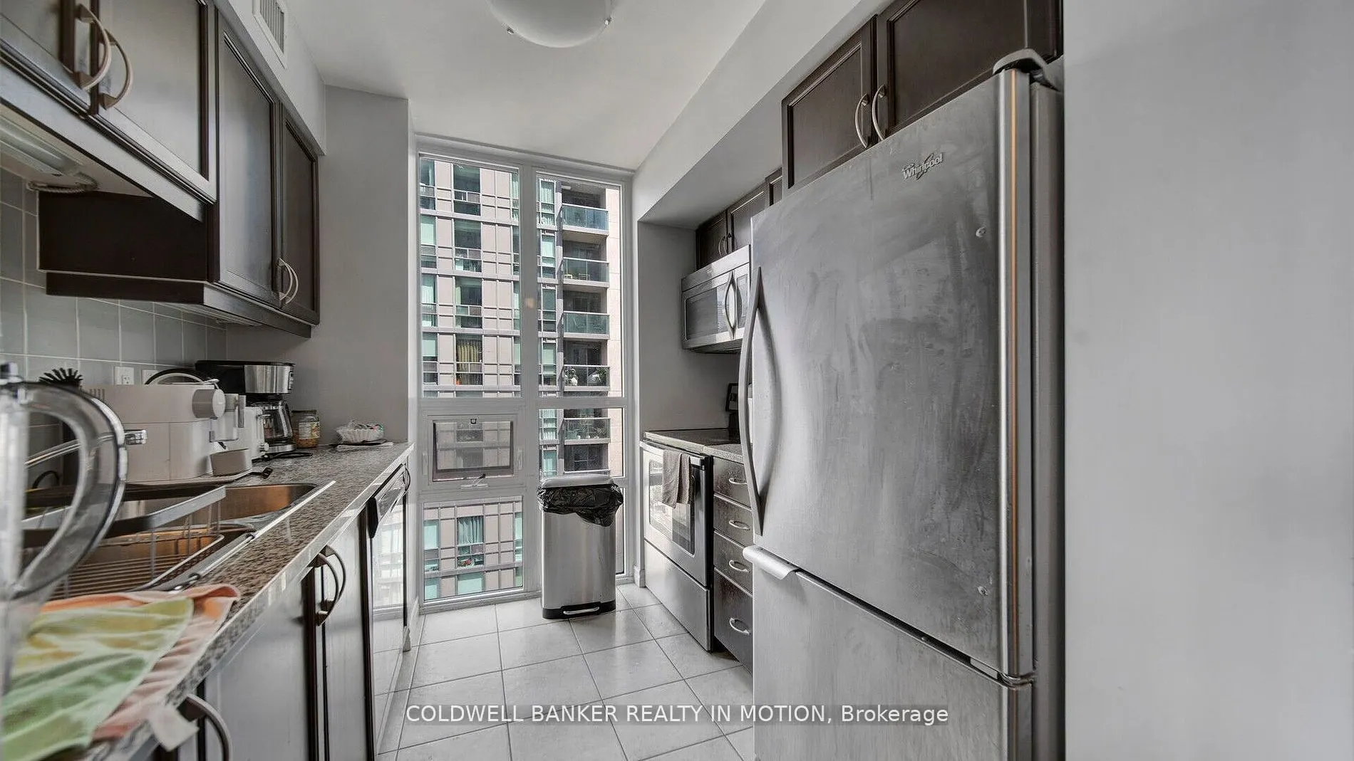 25 Lower Simcoe Street, #918