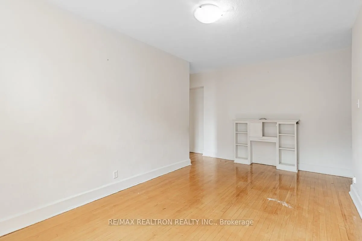 1 Mallory Gardens, #42
