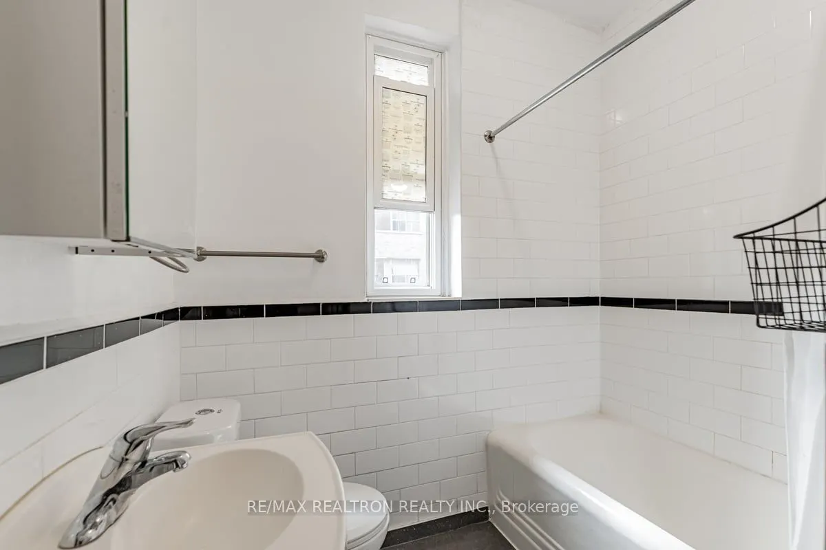 1 Mallory Gardens, #42
