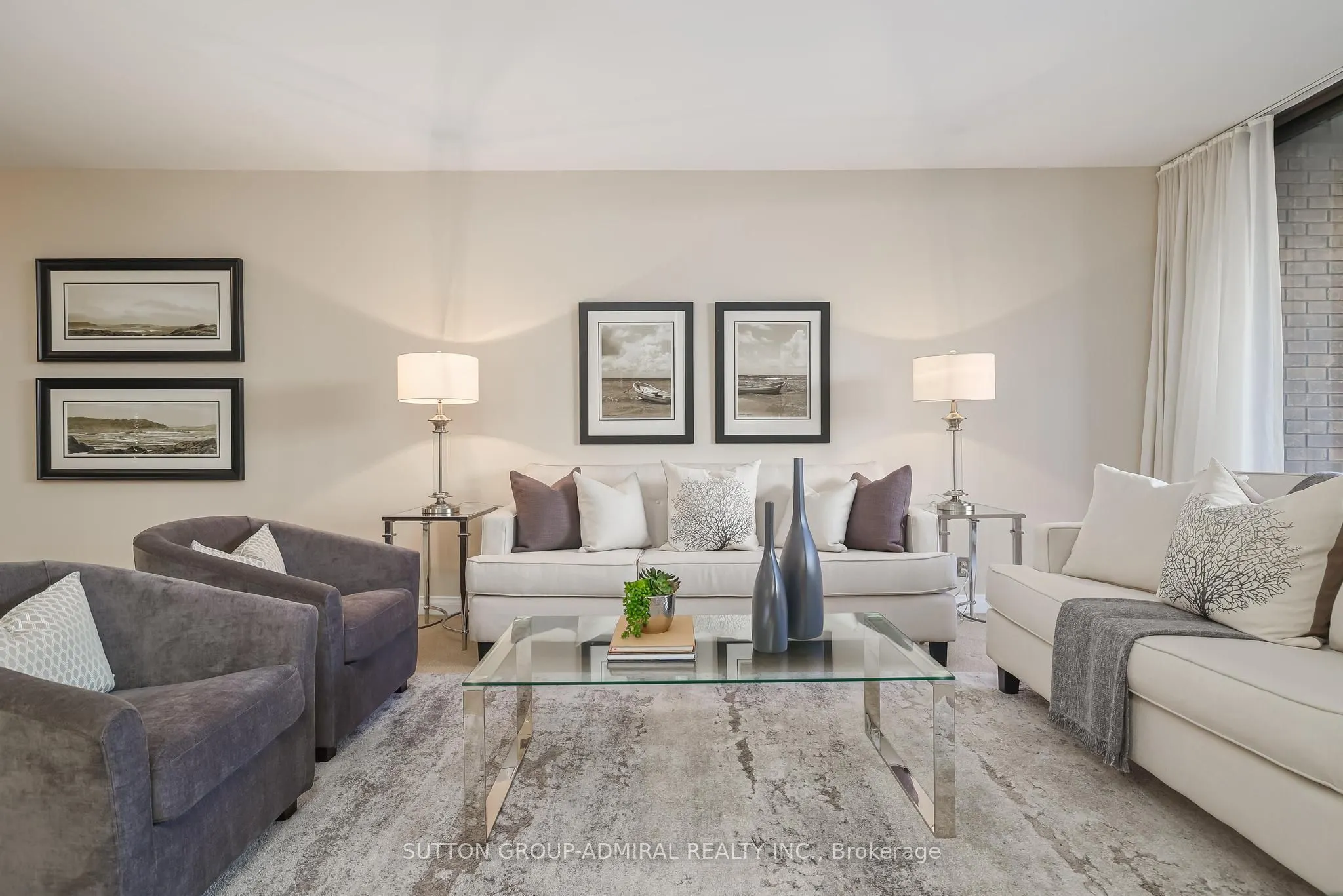 350 Lonsdale Road, #303