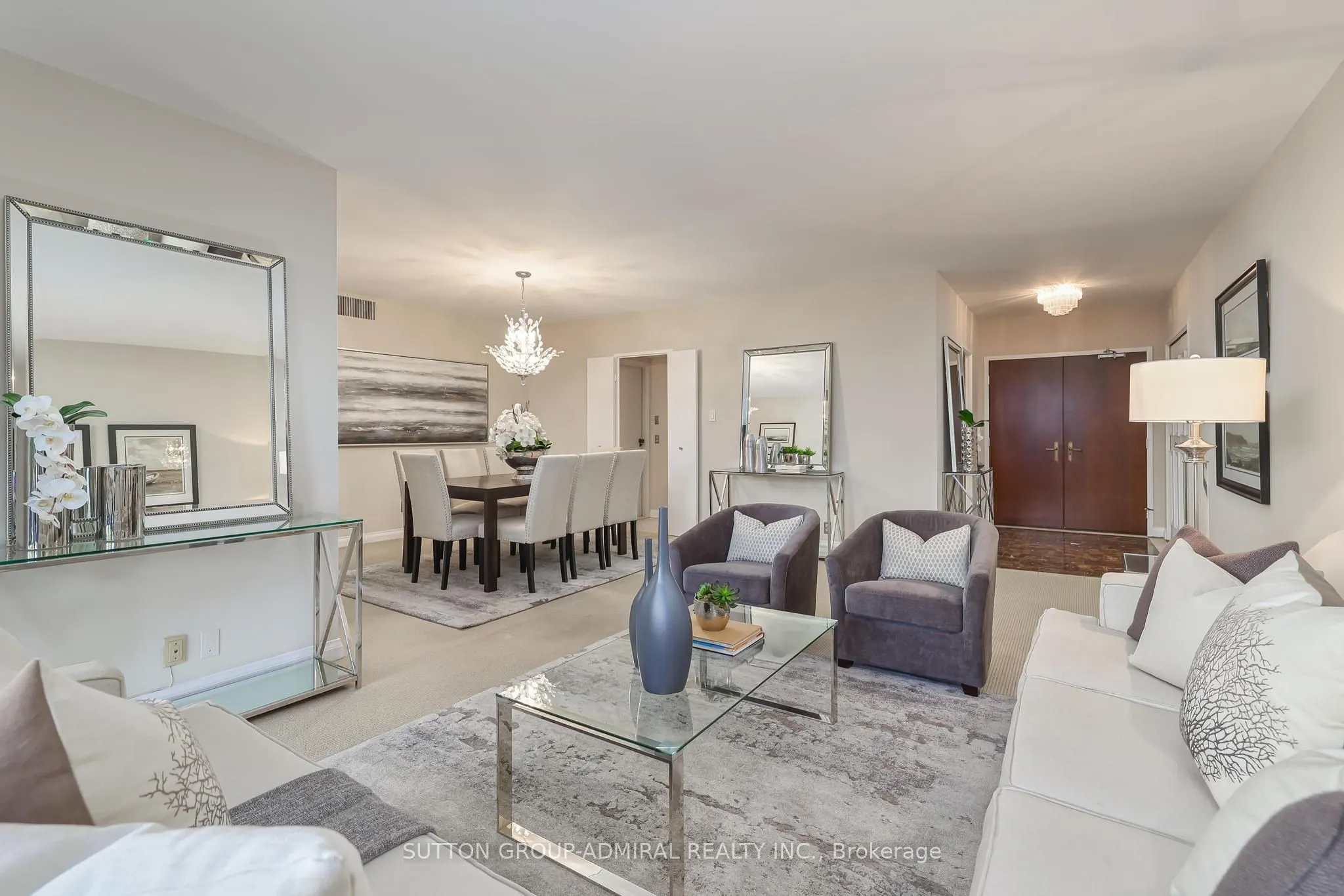 350 Lonsdale Road, #303