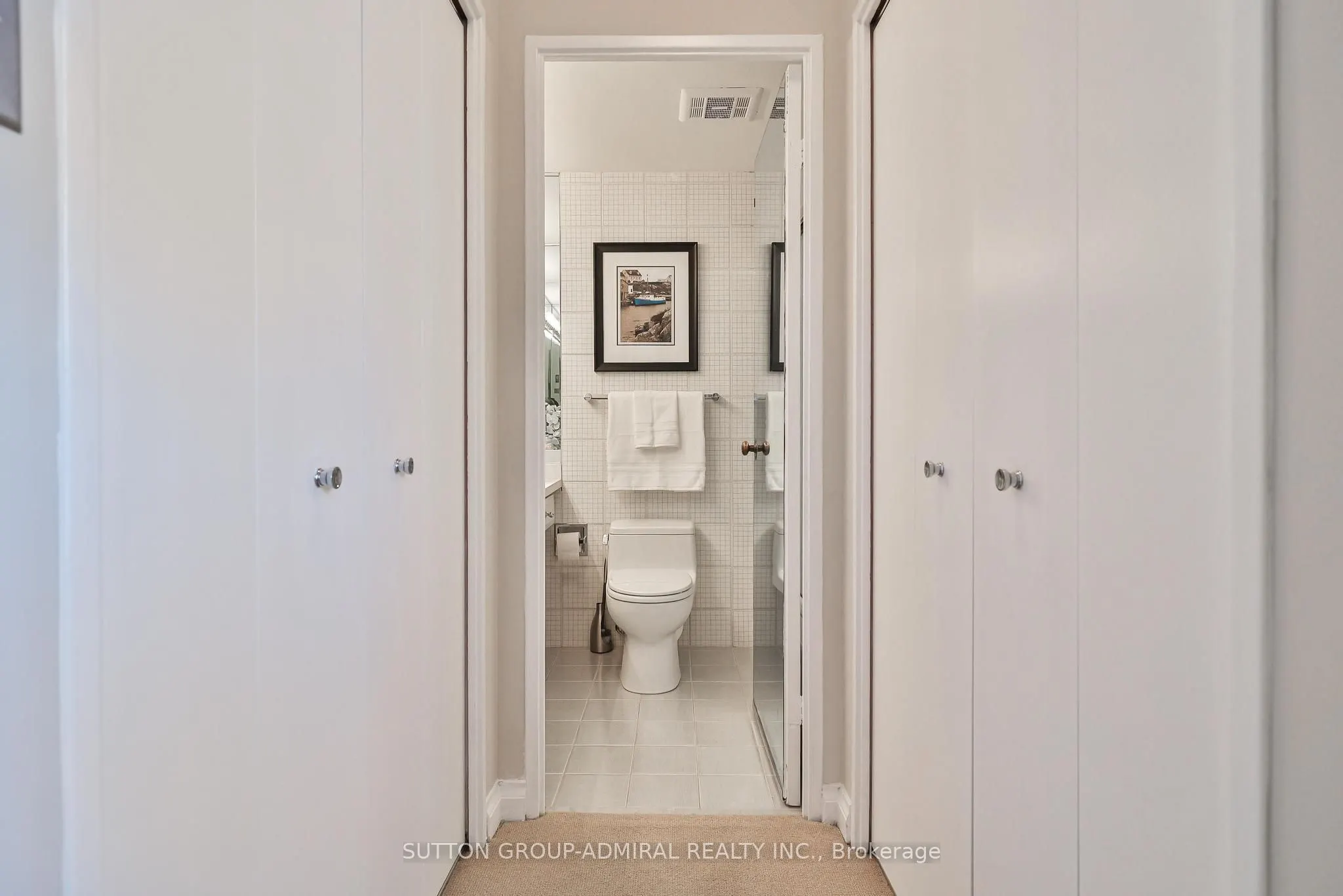 350 Lonsdale Road, #303