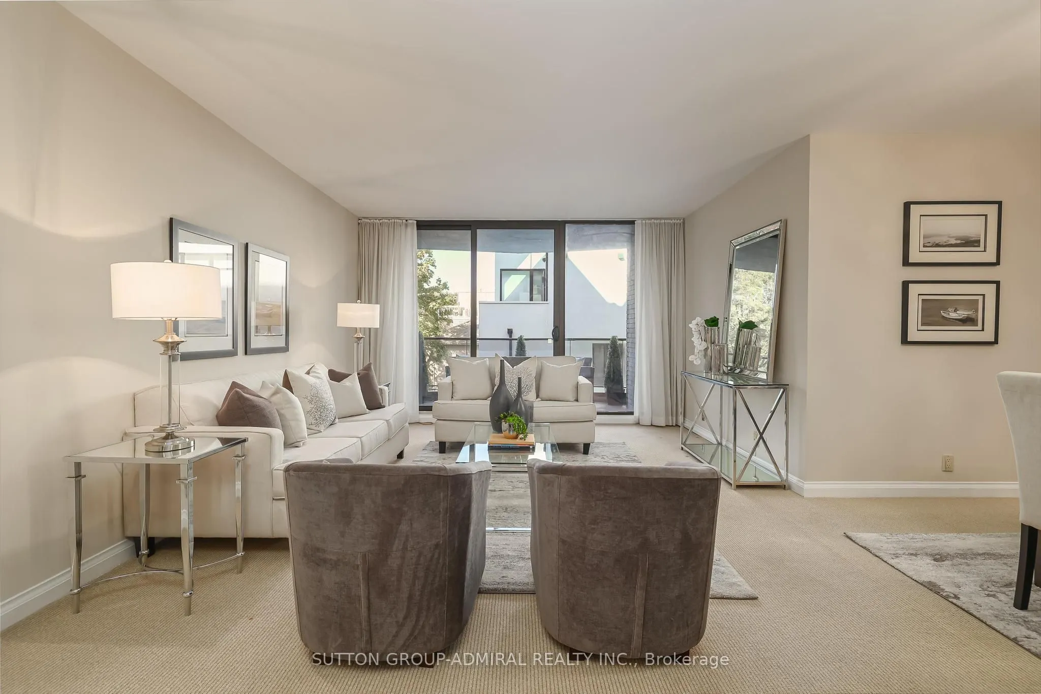 350 Lonsdale Road, #303