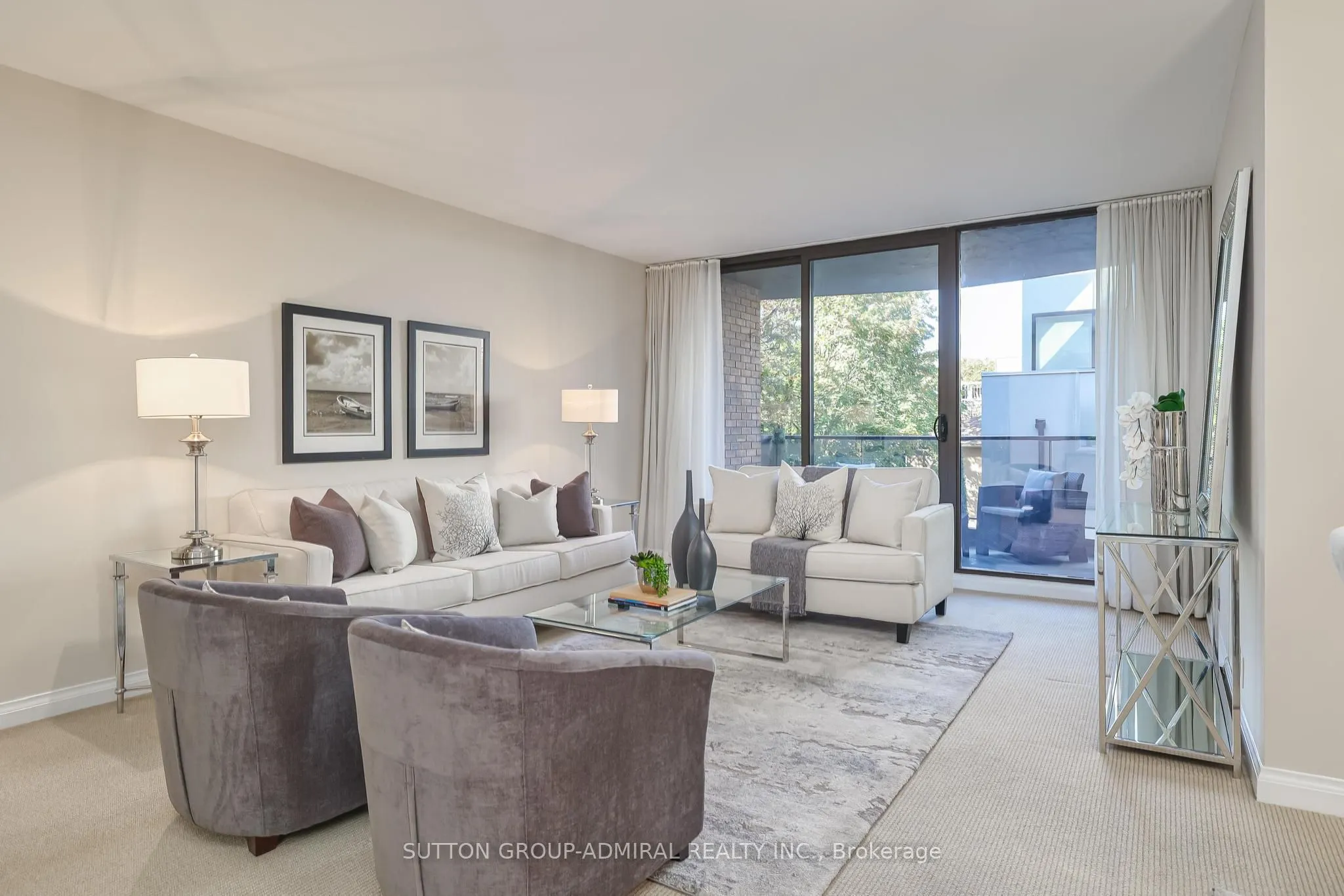 350 Lonsdale Road, #303