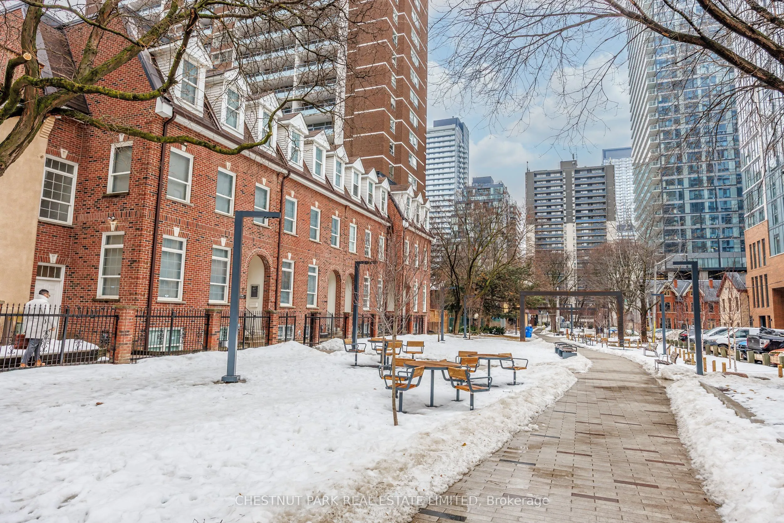 21 Isabella Street, #3