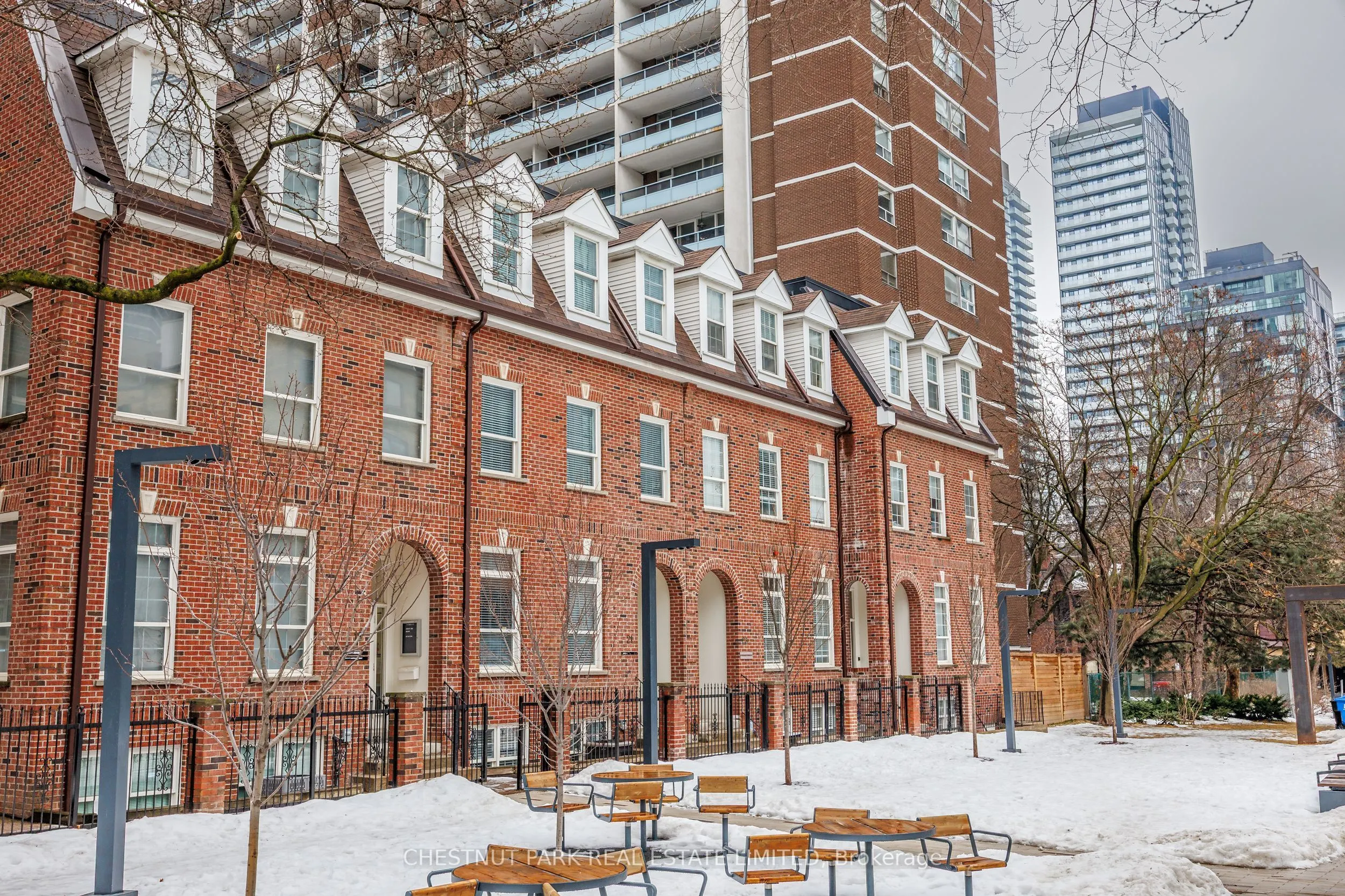 21 Isabella Street, #3